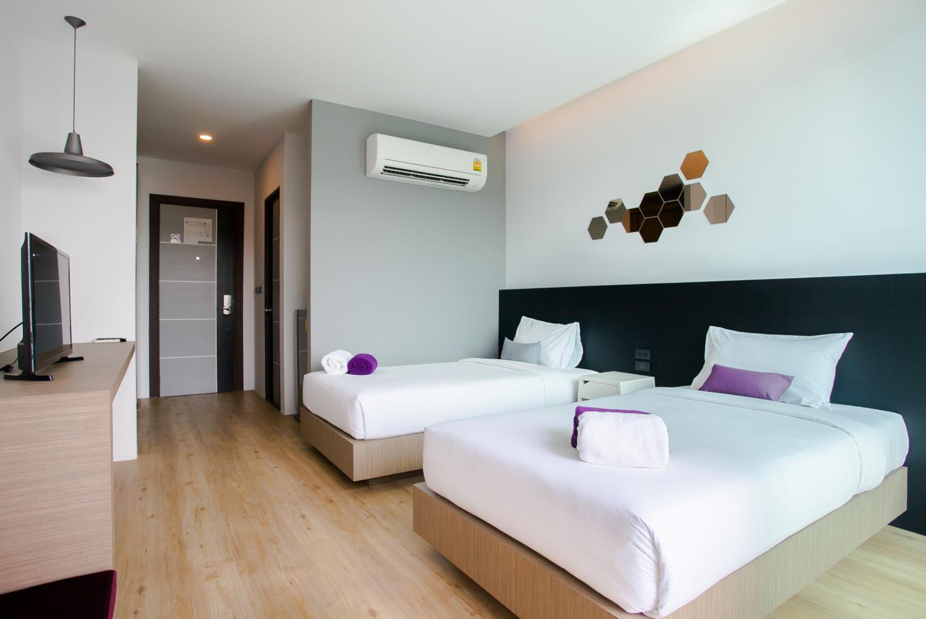 Deluxe Twin Room photo 2