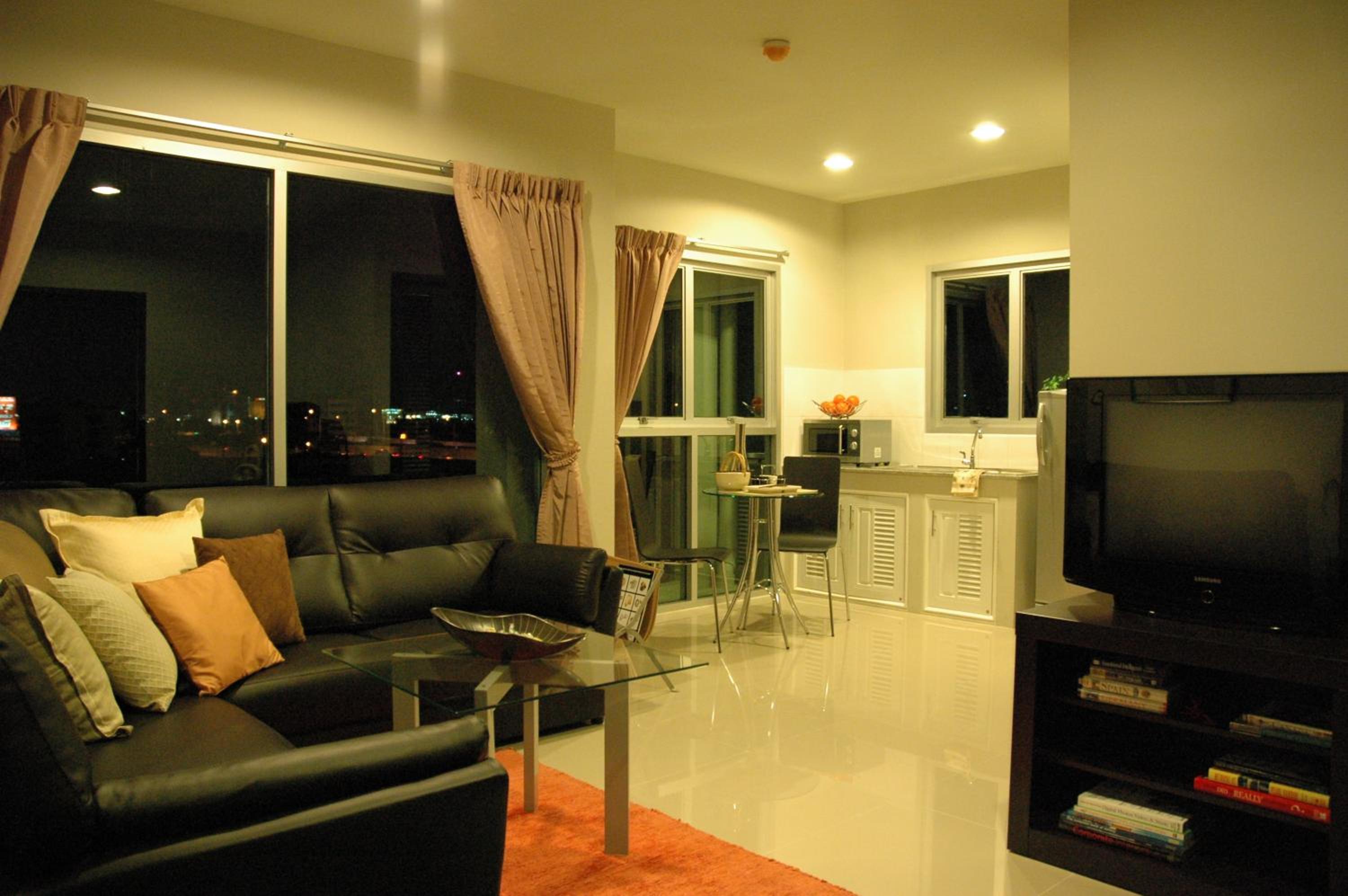 One-Bedroom Suite photo 3