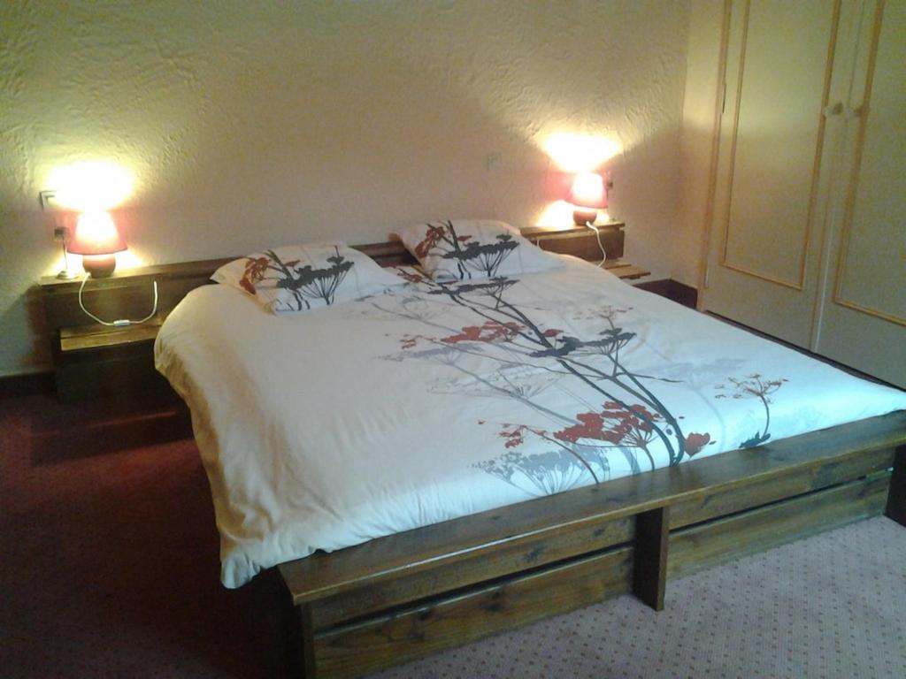 Family Room with Bath - Photo 3