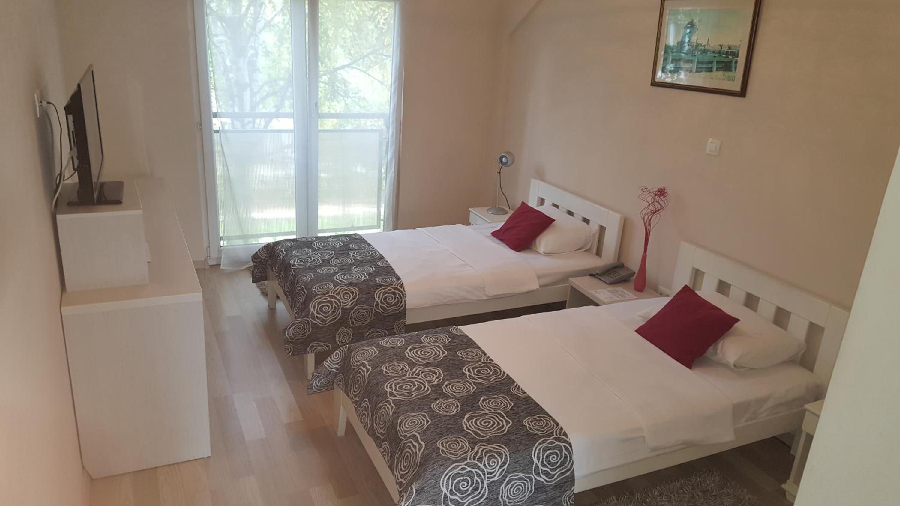 Twin Room with Balcony photo 1