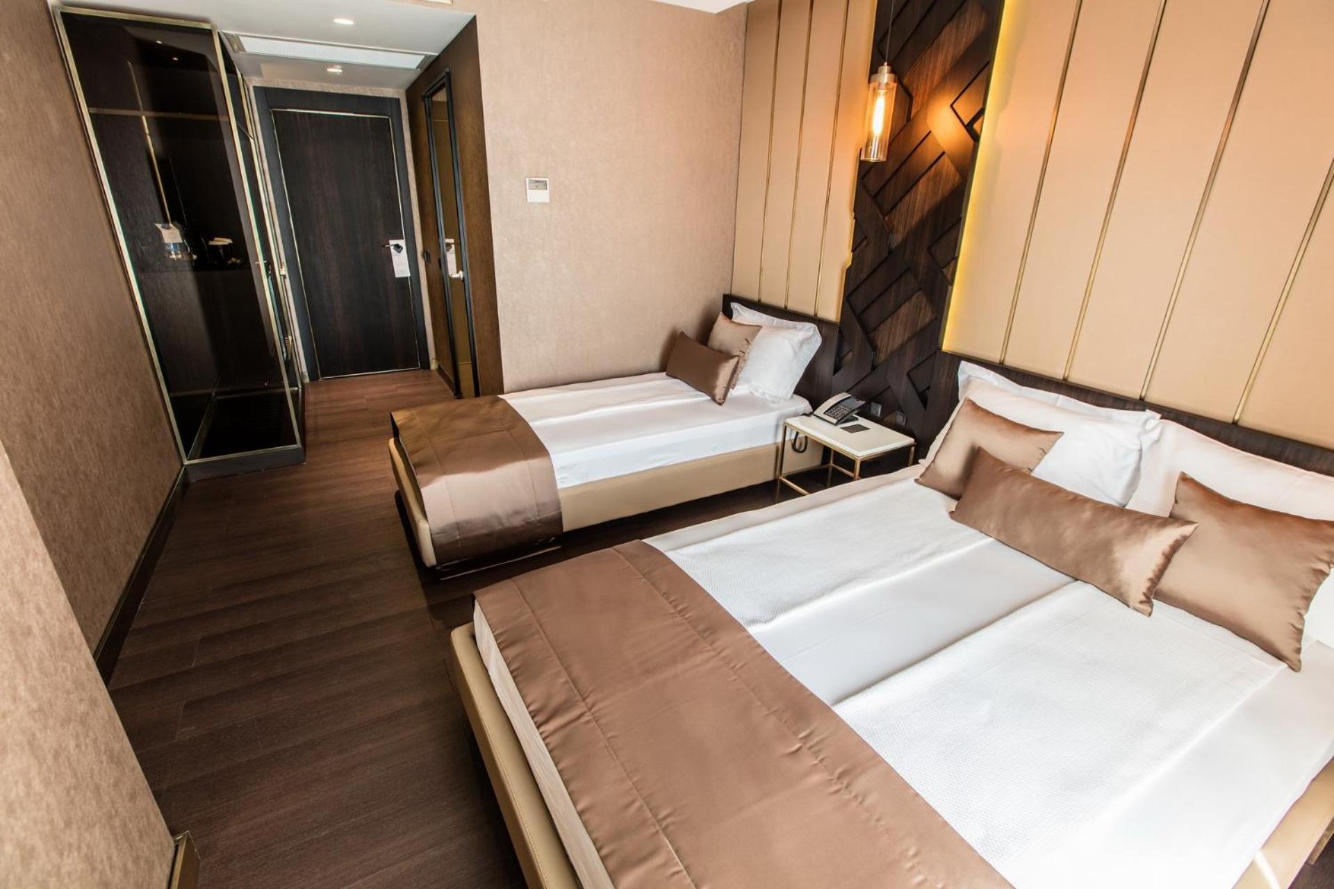 Standard Triple Room photo 3
