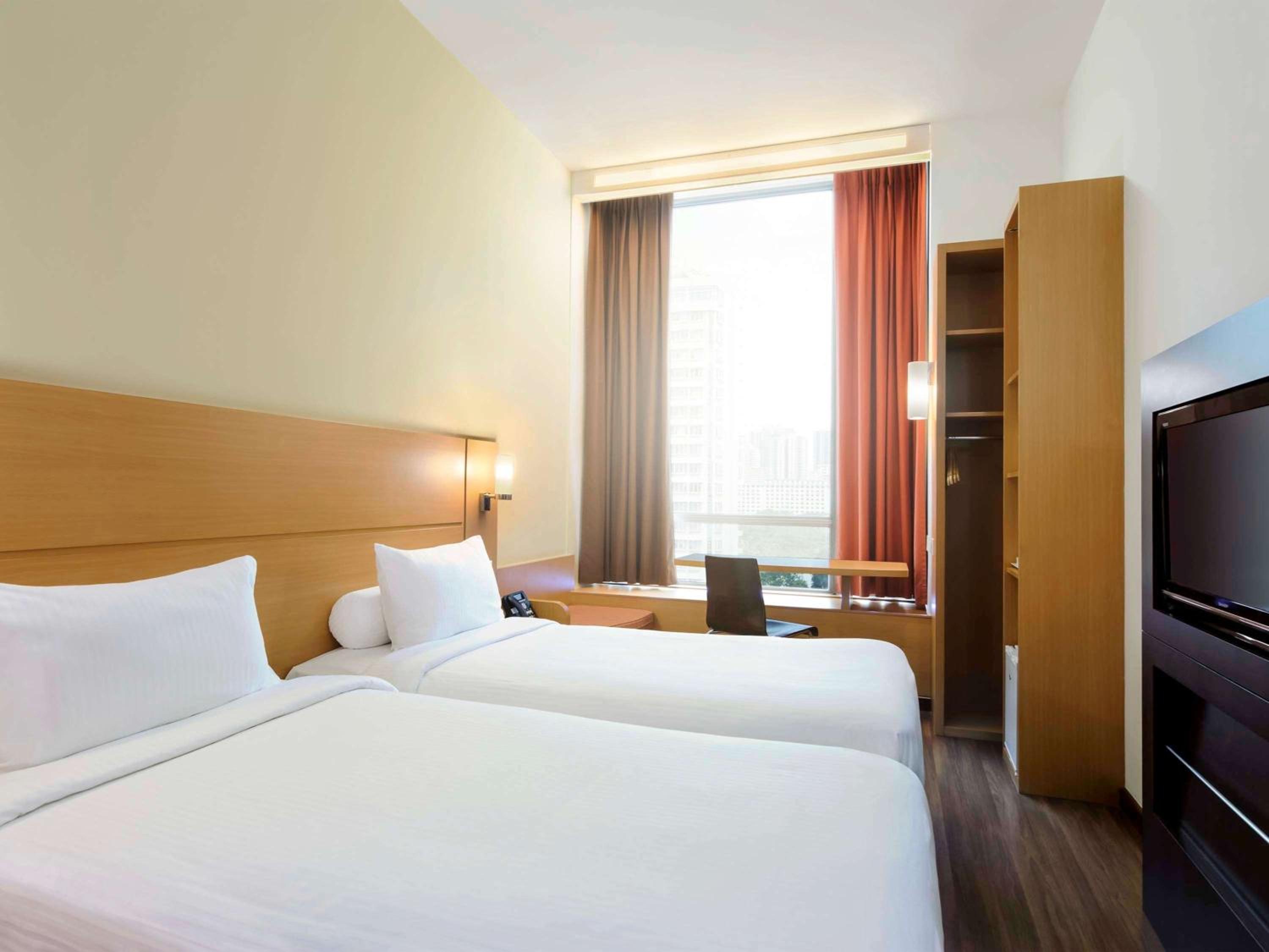 Standard Twin Room with 2 Single Beds photo 1