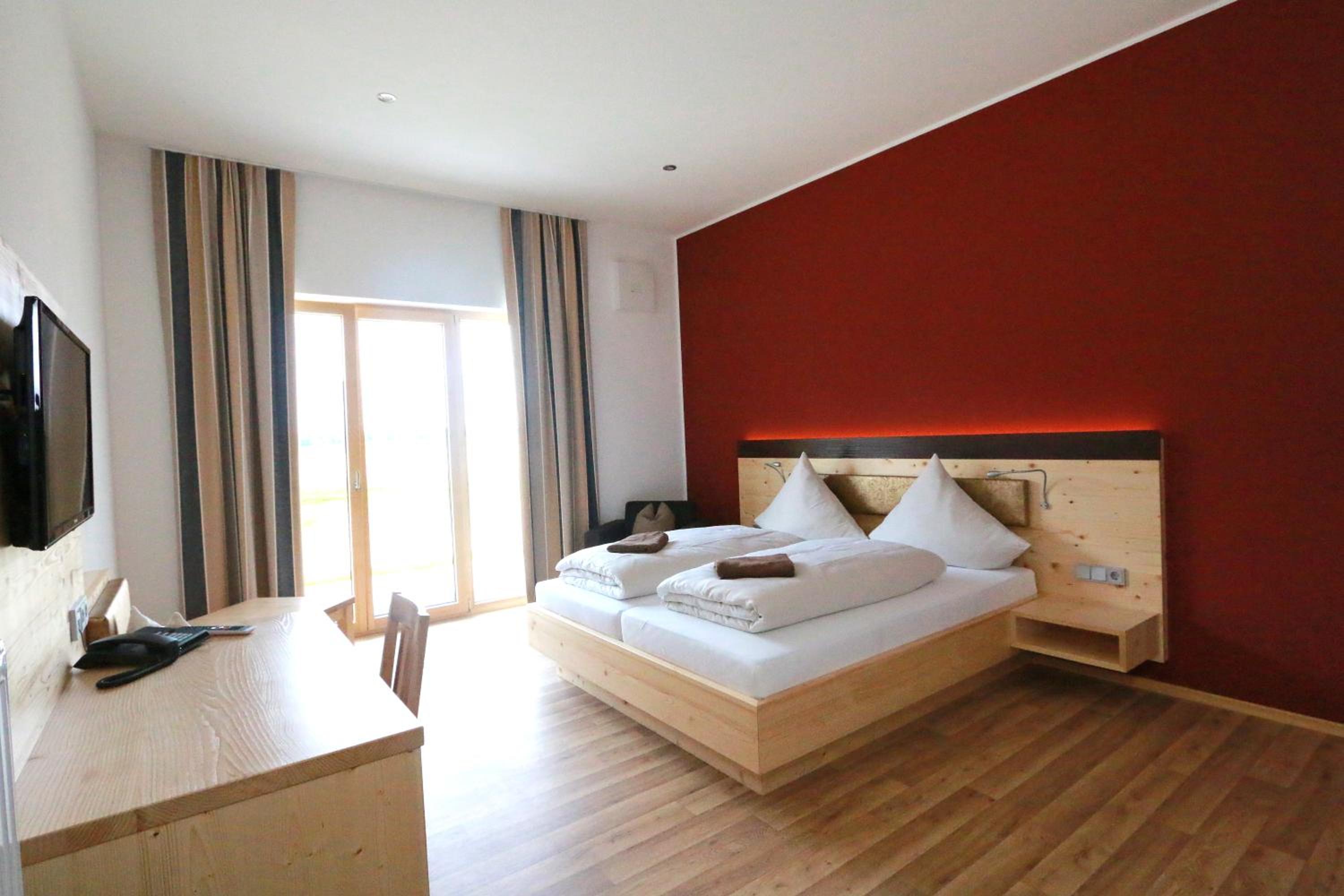 Double Room - Disability Access photo 1