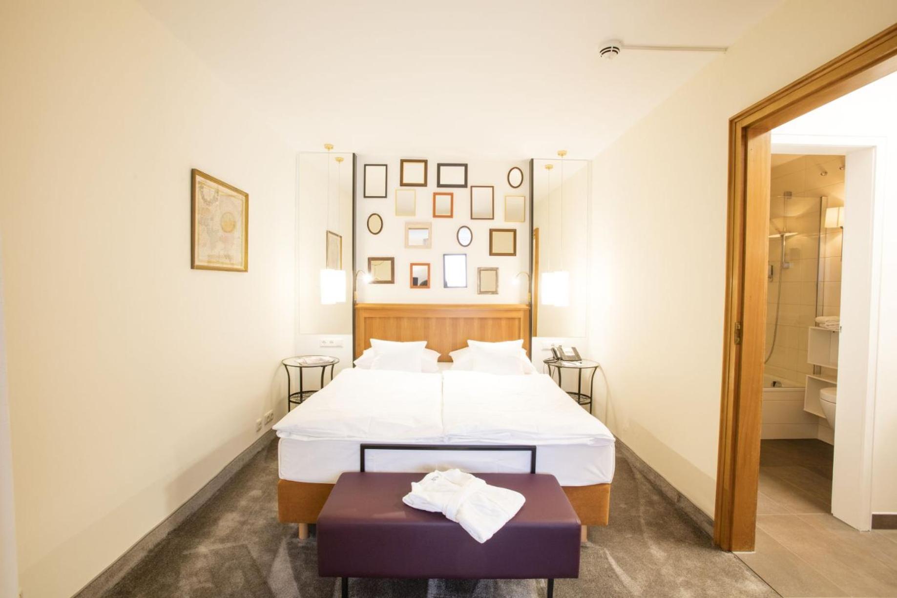 Double Room - Photo 4