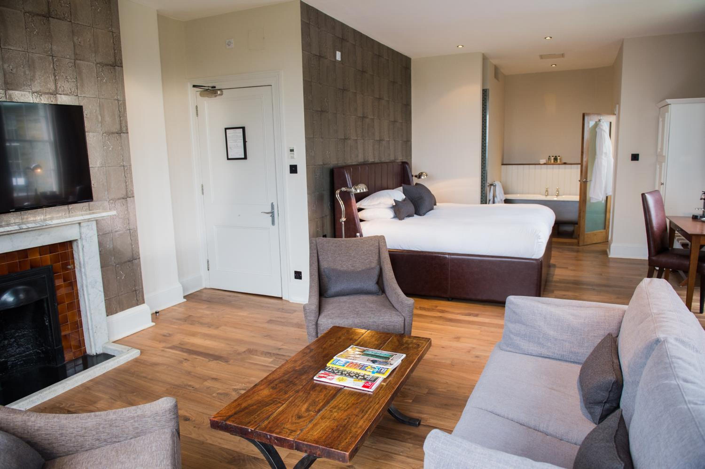 Suite photo 1