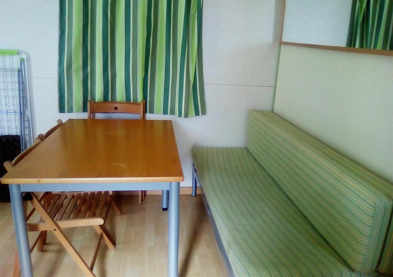 Mobile Home photo 3