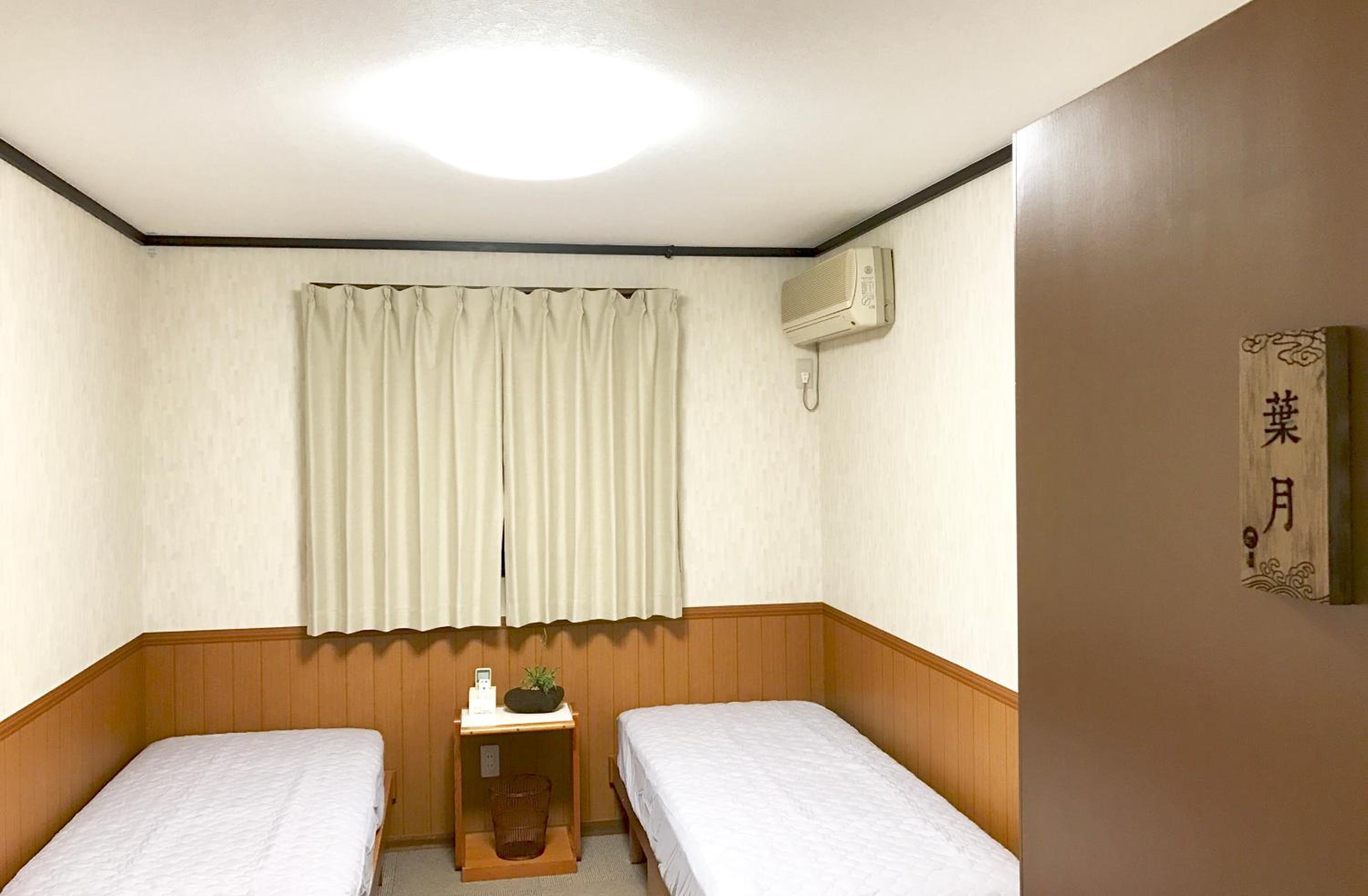 Quadruple Room with Mountain View - Photo 4