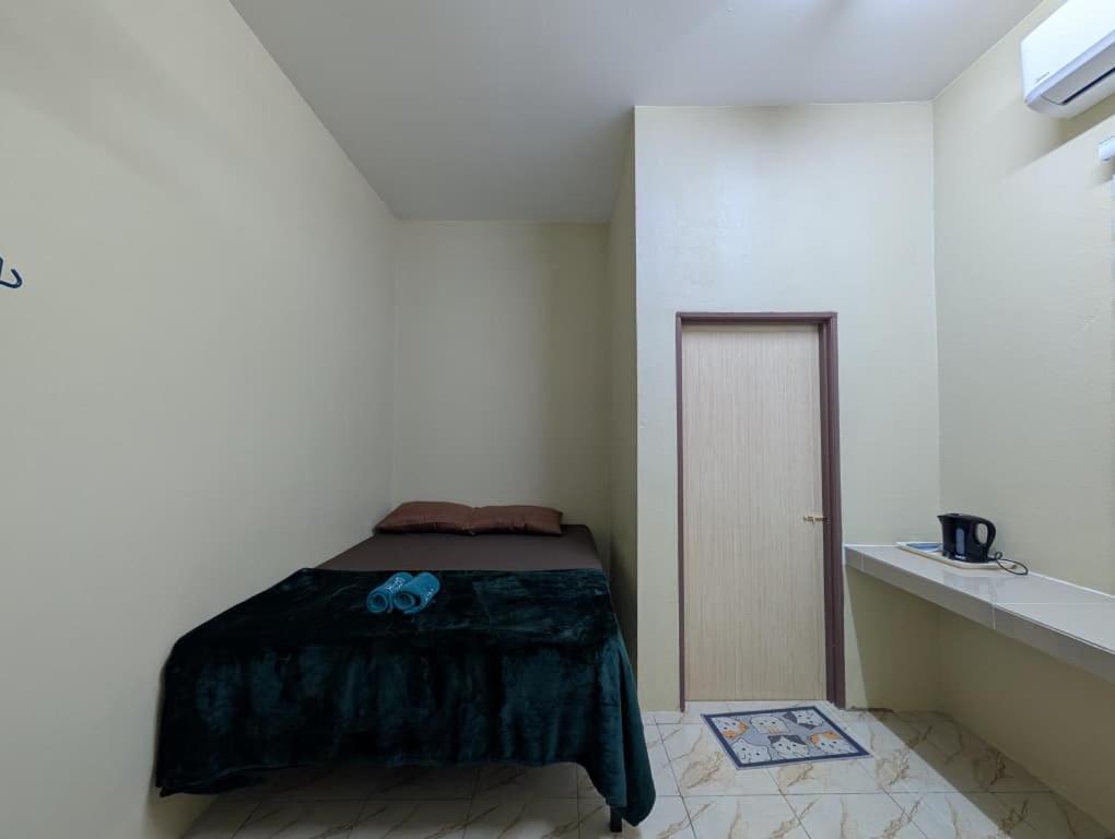 Budget Double or Twin Room photo 2