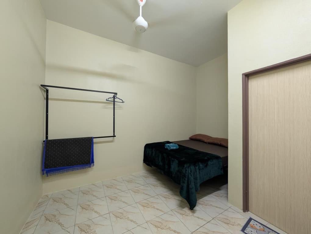Budget Double or Twin Room photo 3