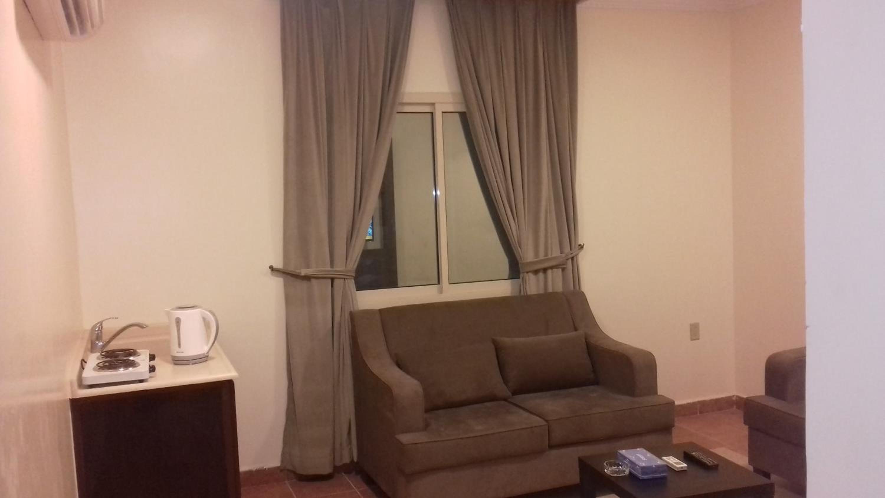 One-Bedroom Apartment photo 3