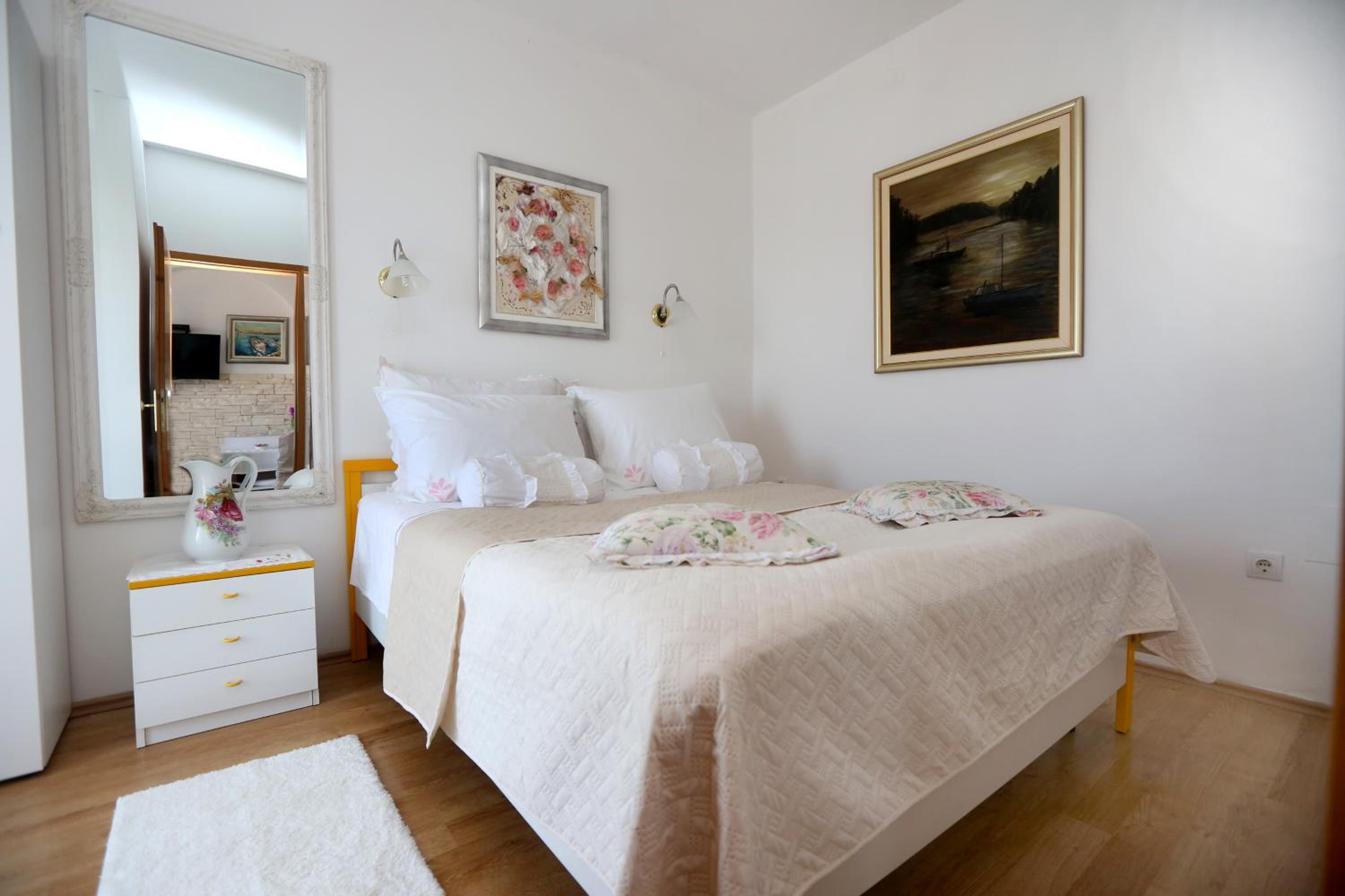 Apartment with Sea View photo 1
