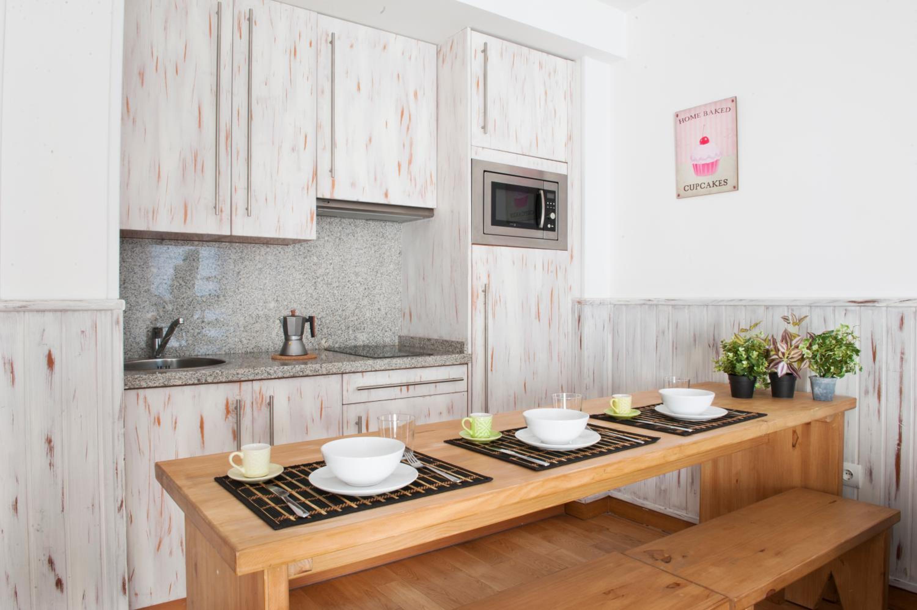Superior Two-Bedroom Apartment - Photo 17