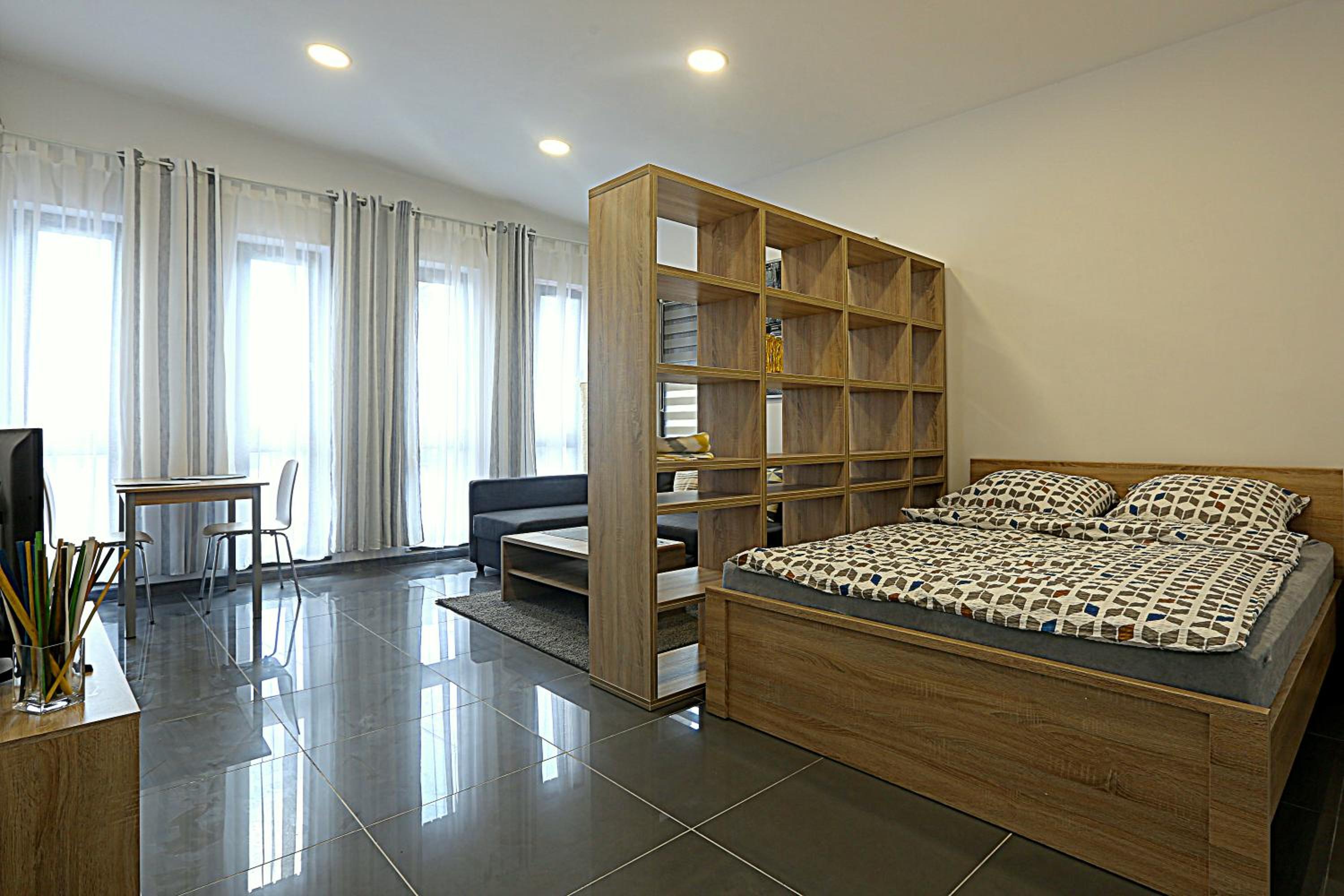 Studio Apartment photo 3
