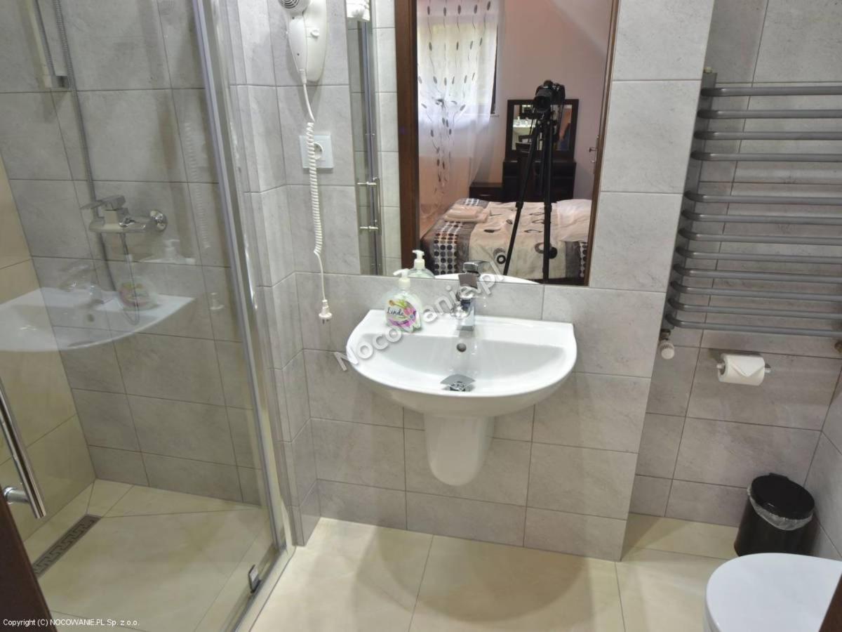 Large Double Room photo 3
