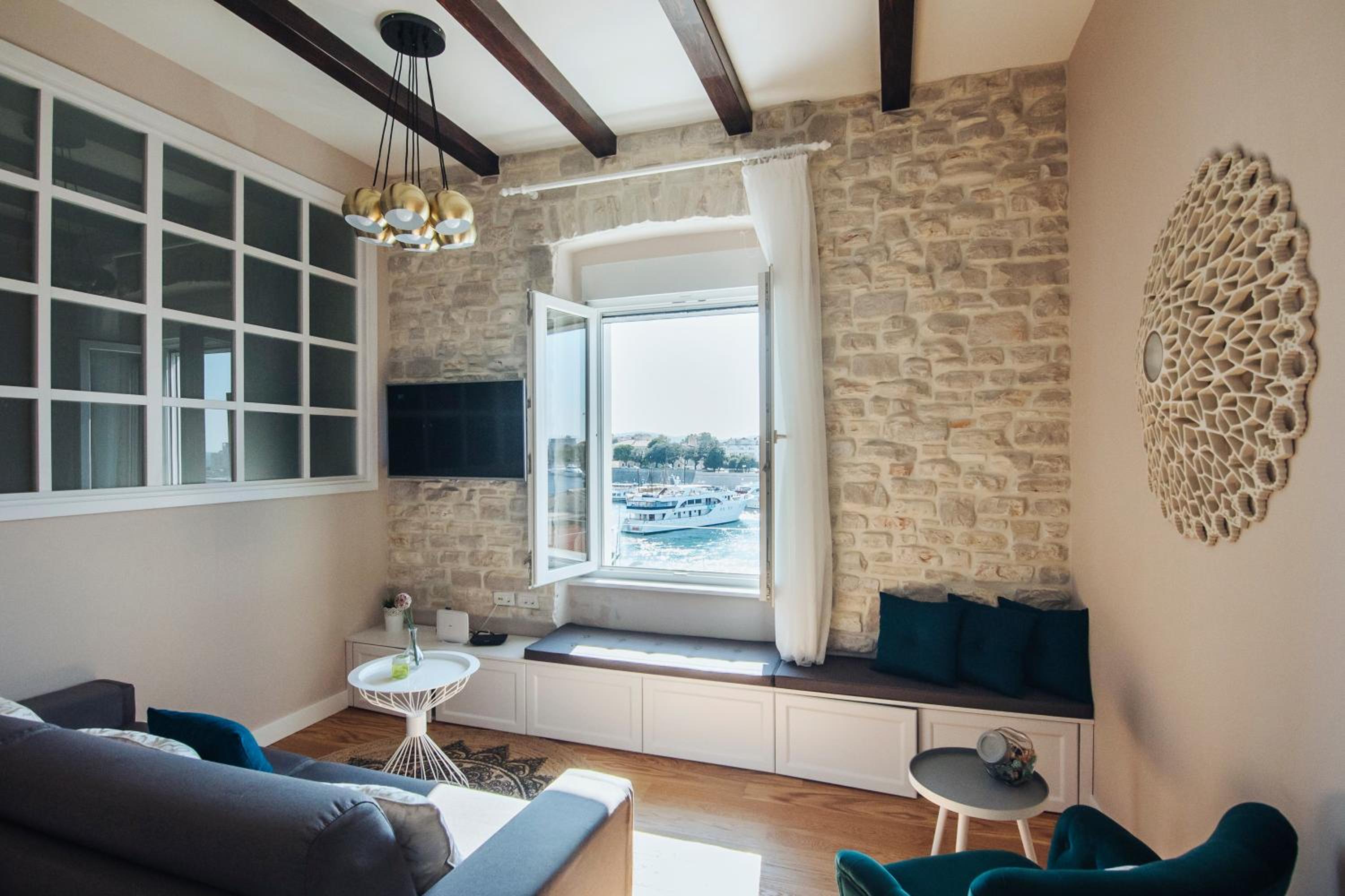 Deluxe Apartment with Sea View photo 1