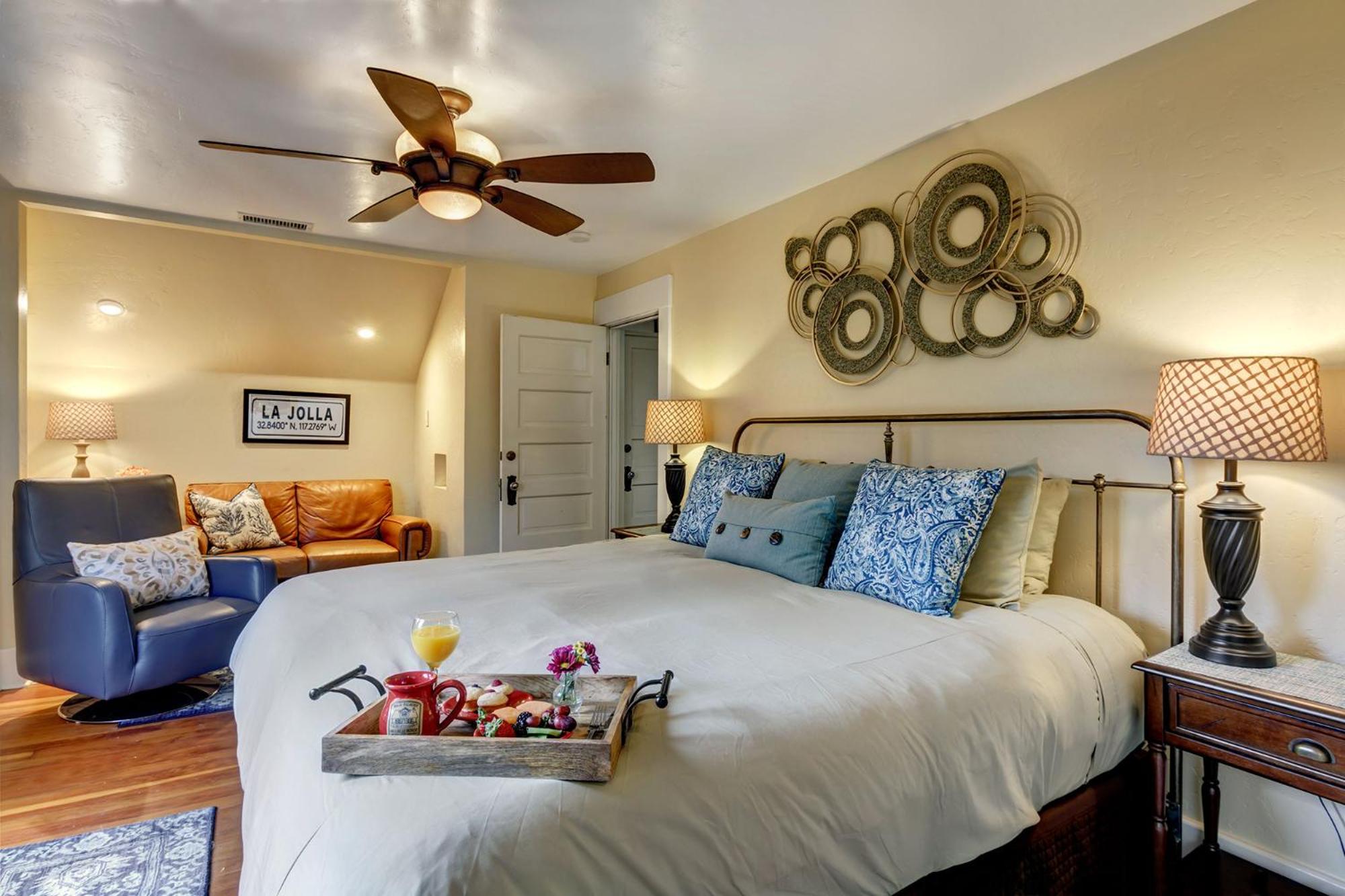Deluxe King Suite