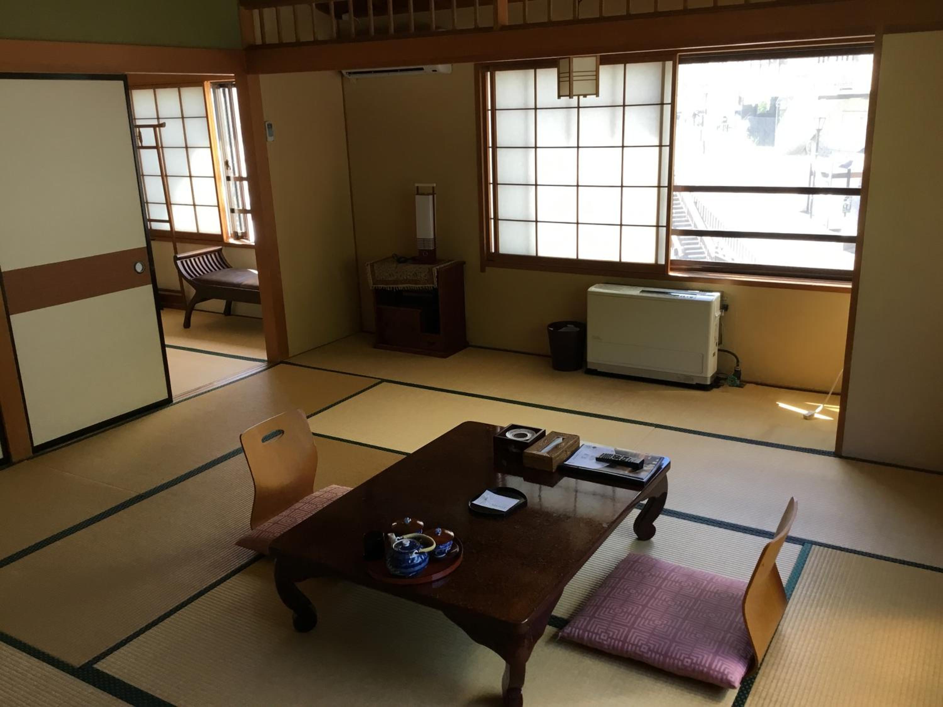 Japanese-Style Family Room - Photo 8