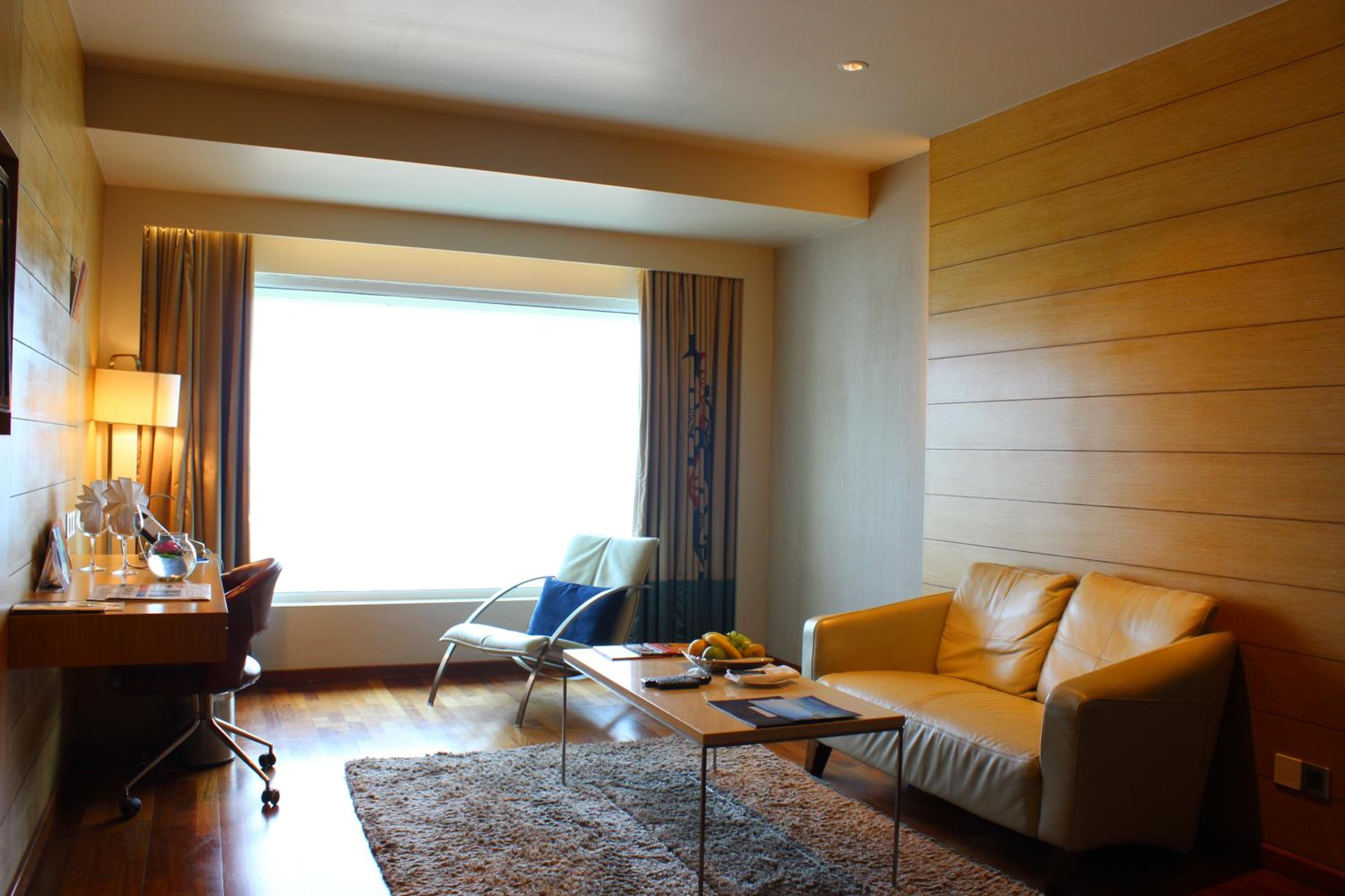 Executive King Suite with Ocean View Executive King Suite with Ocean View