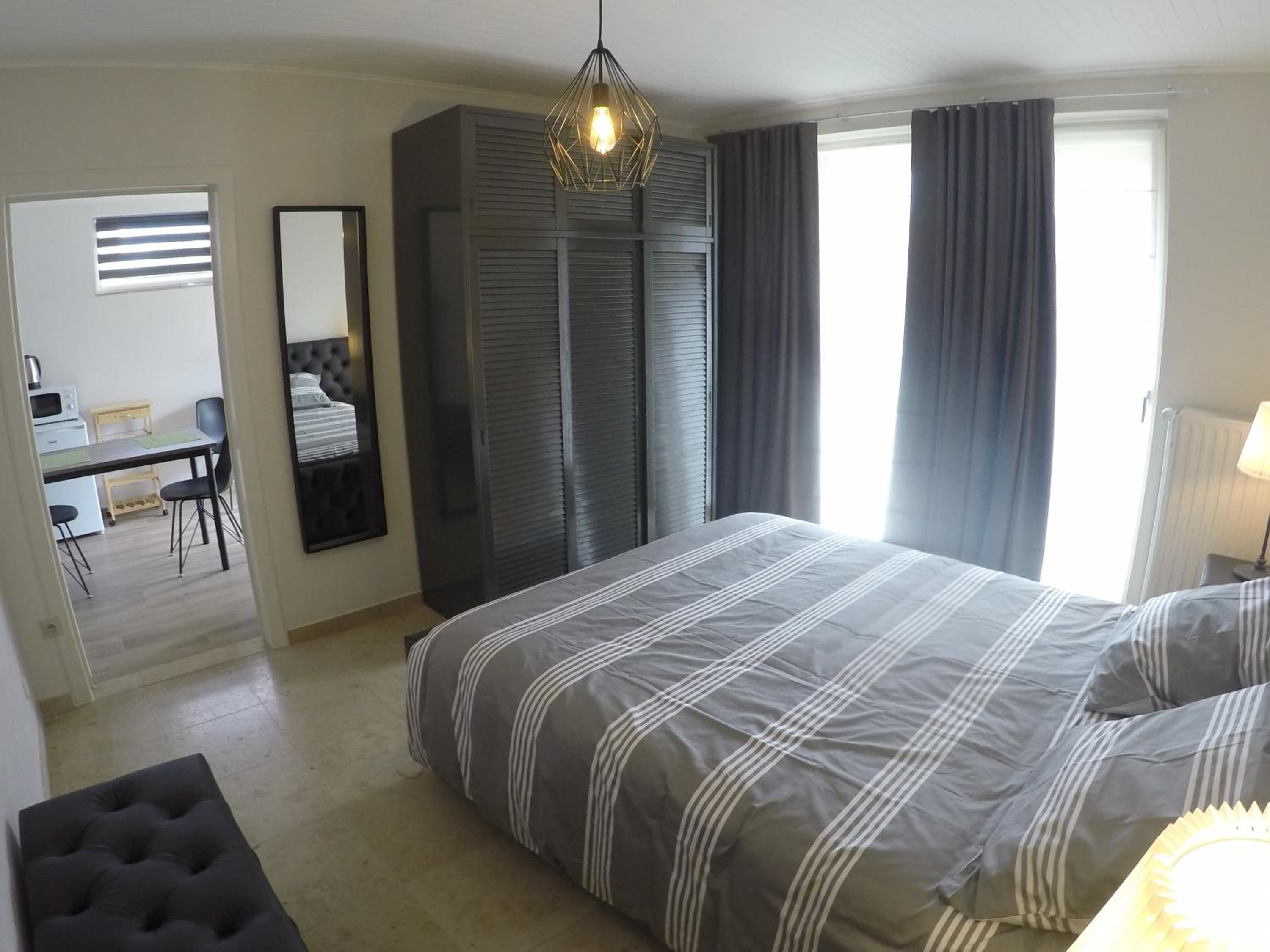 Deluxe Double Room with Shower photo 1