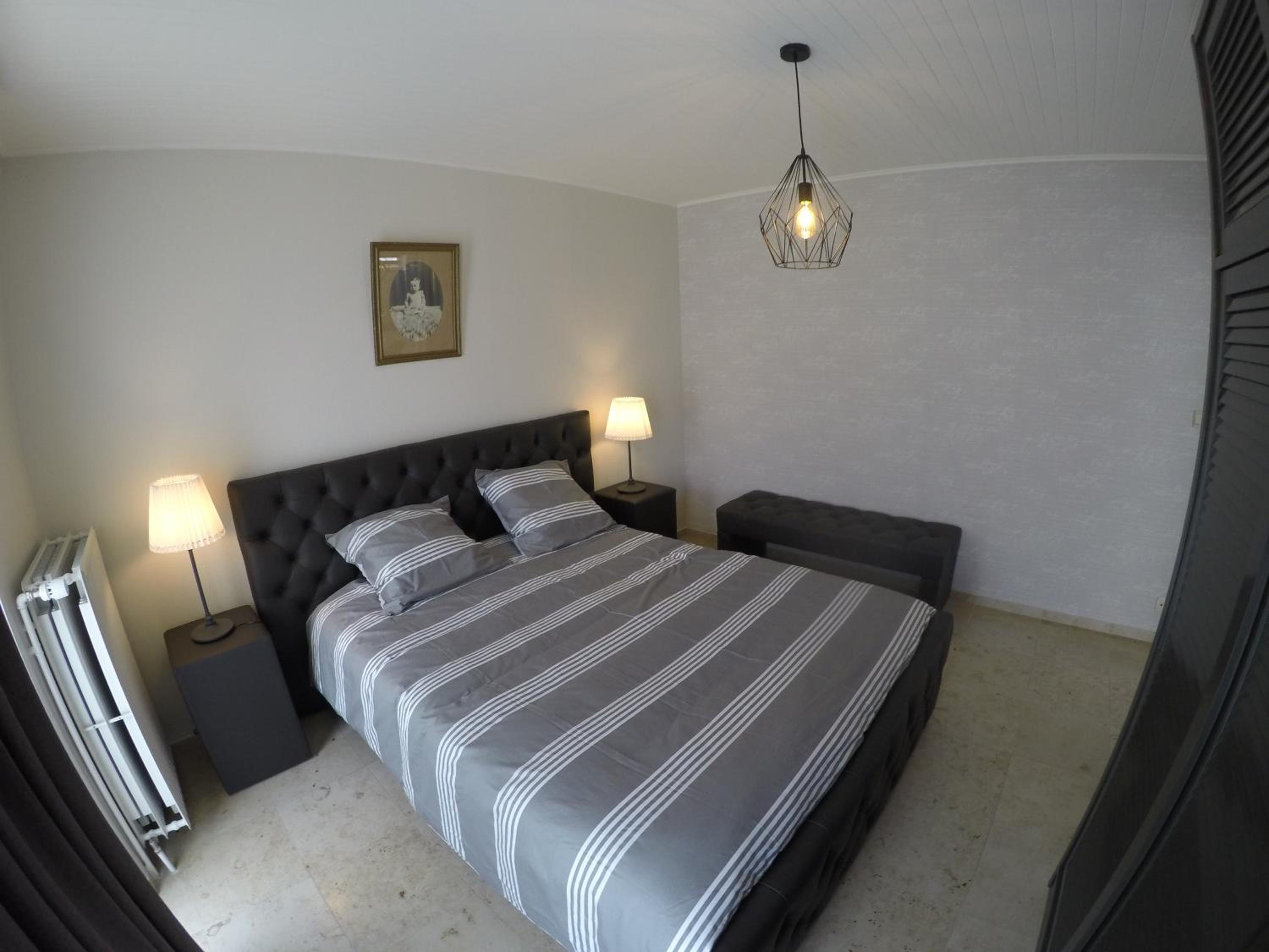 Deluxe Double Room with Shower photo 3