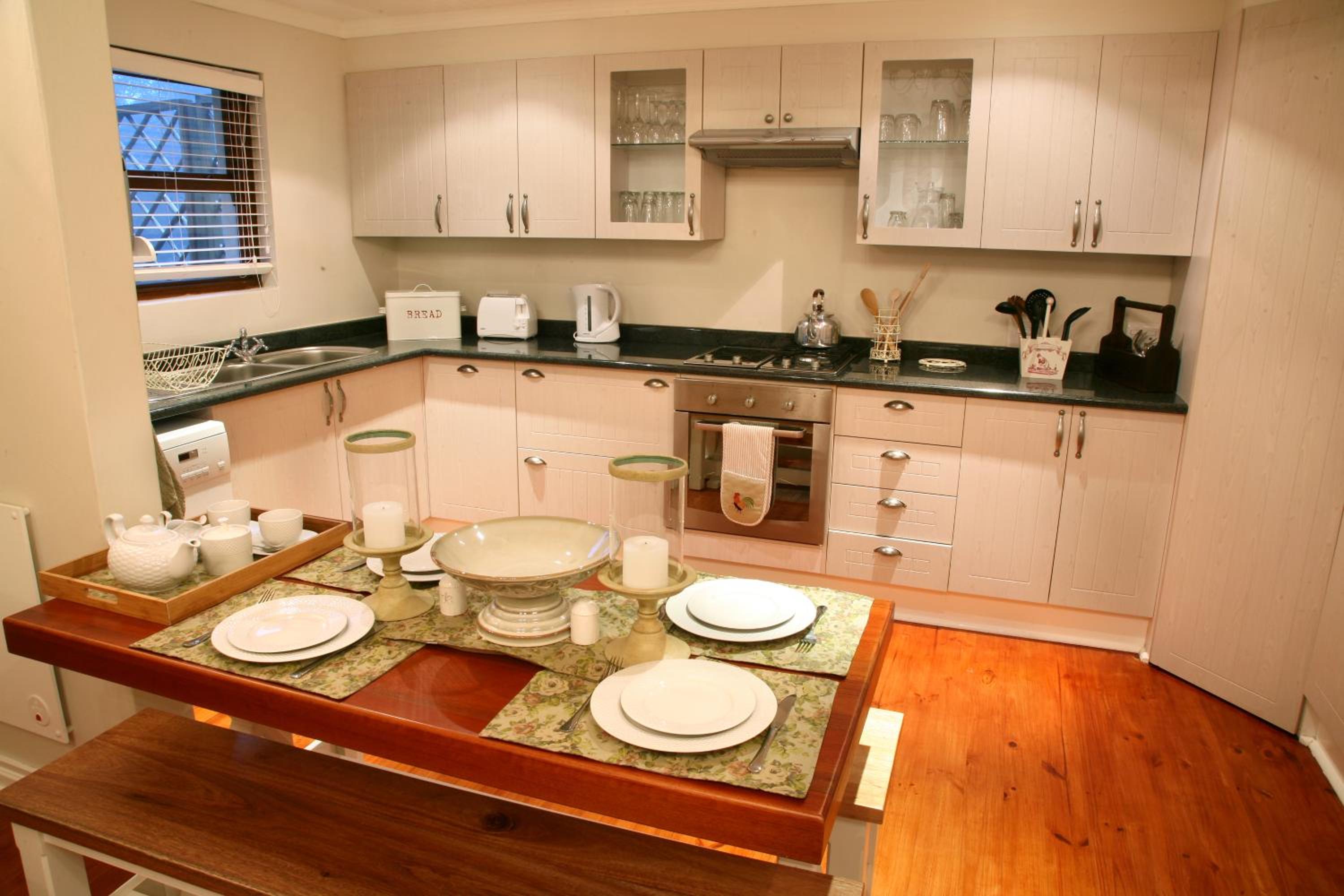 Three-Bedroom Chalet - Photo 2