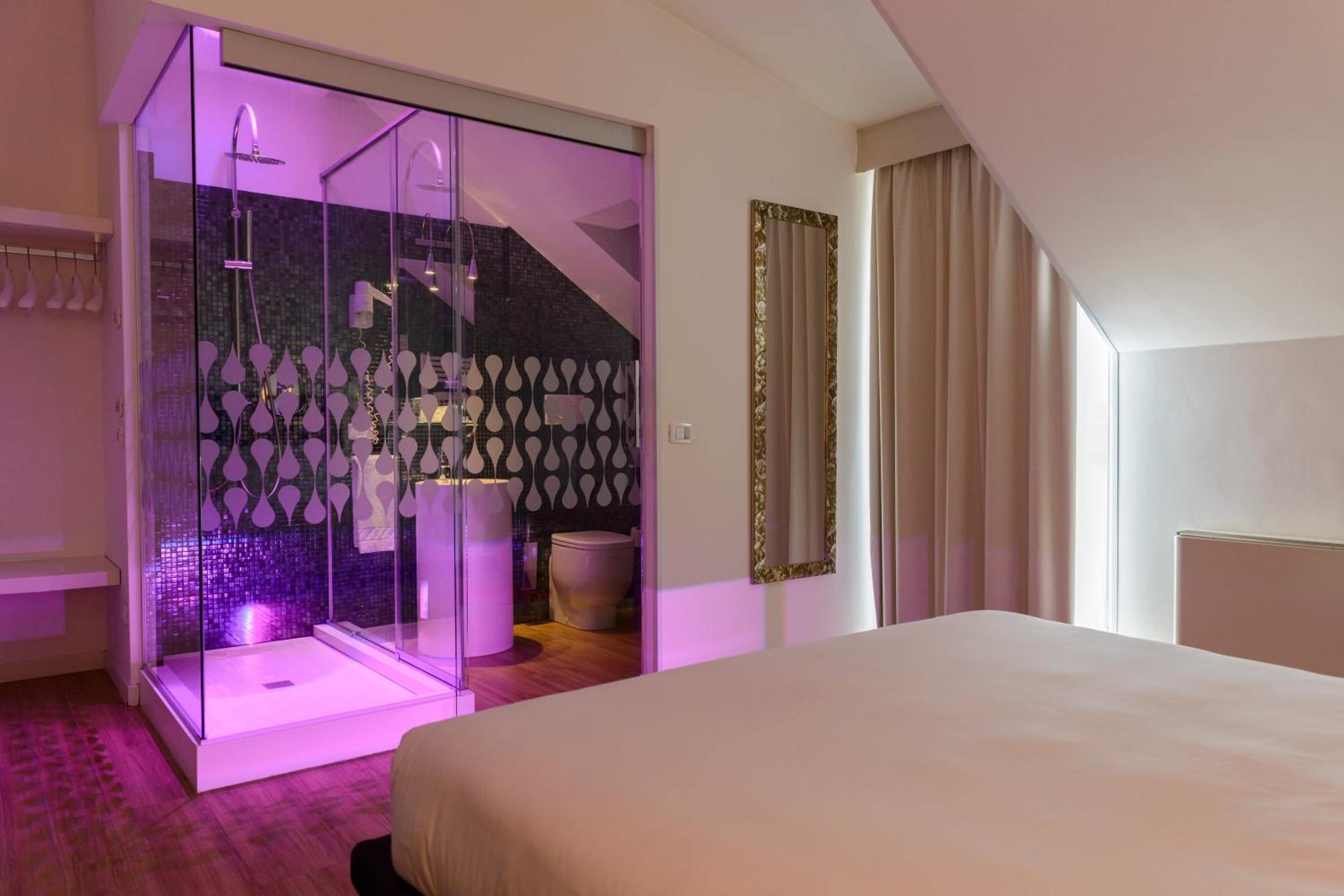 Superior Double Room - Photo 3