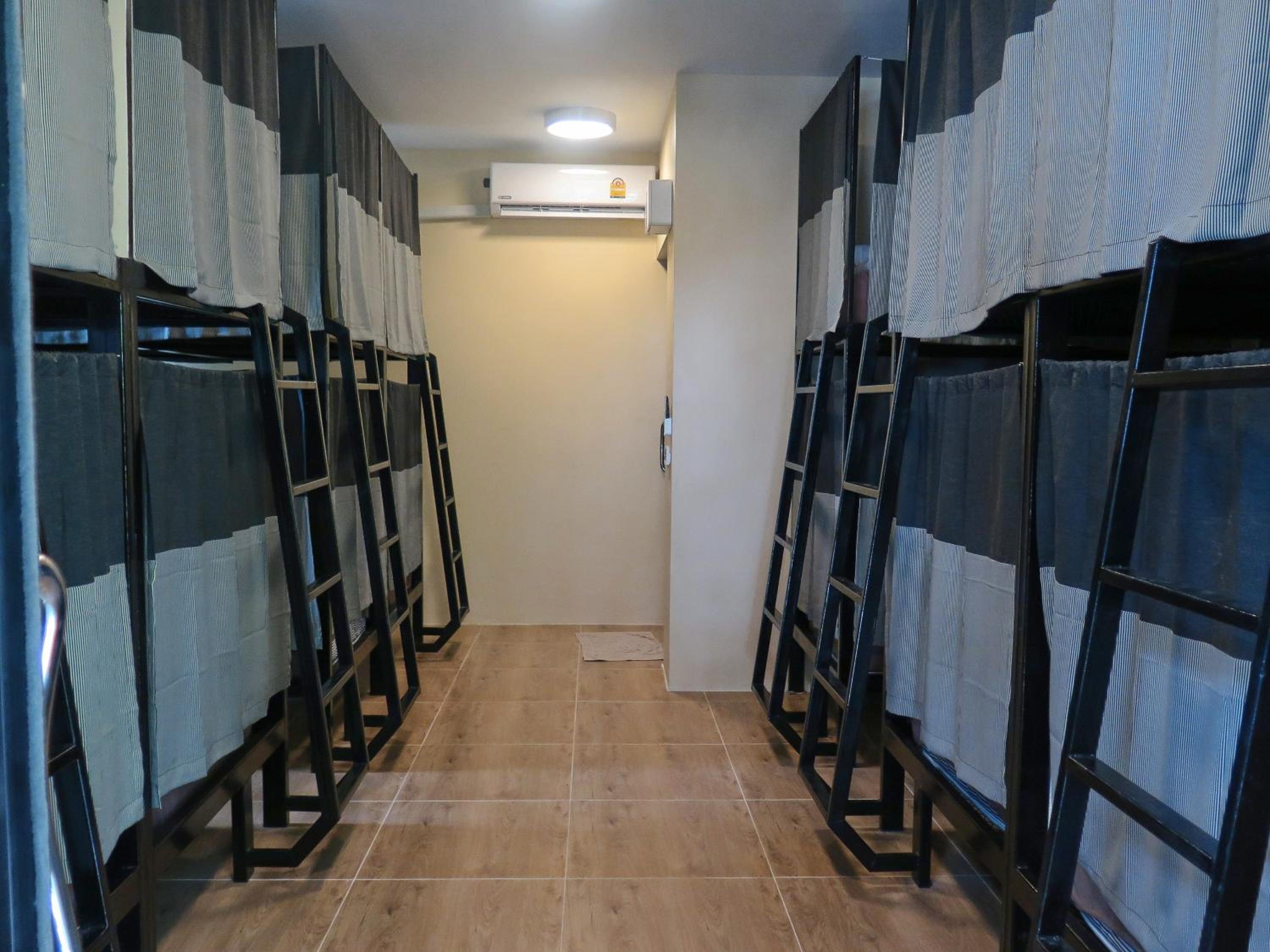 Bunk Bed in Mixed Dormitory Room photo 3