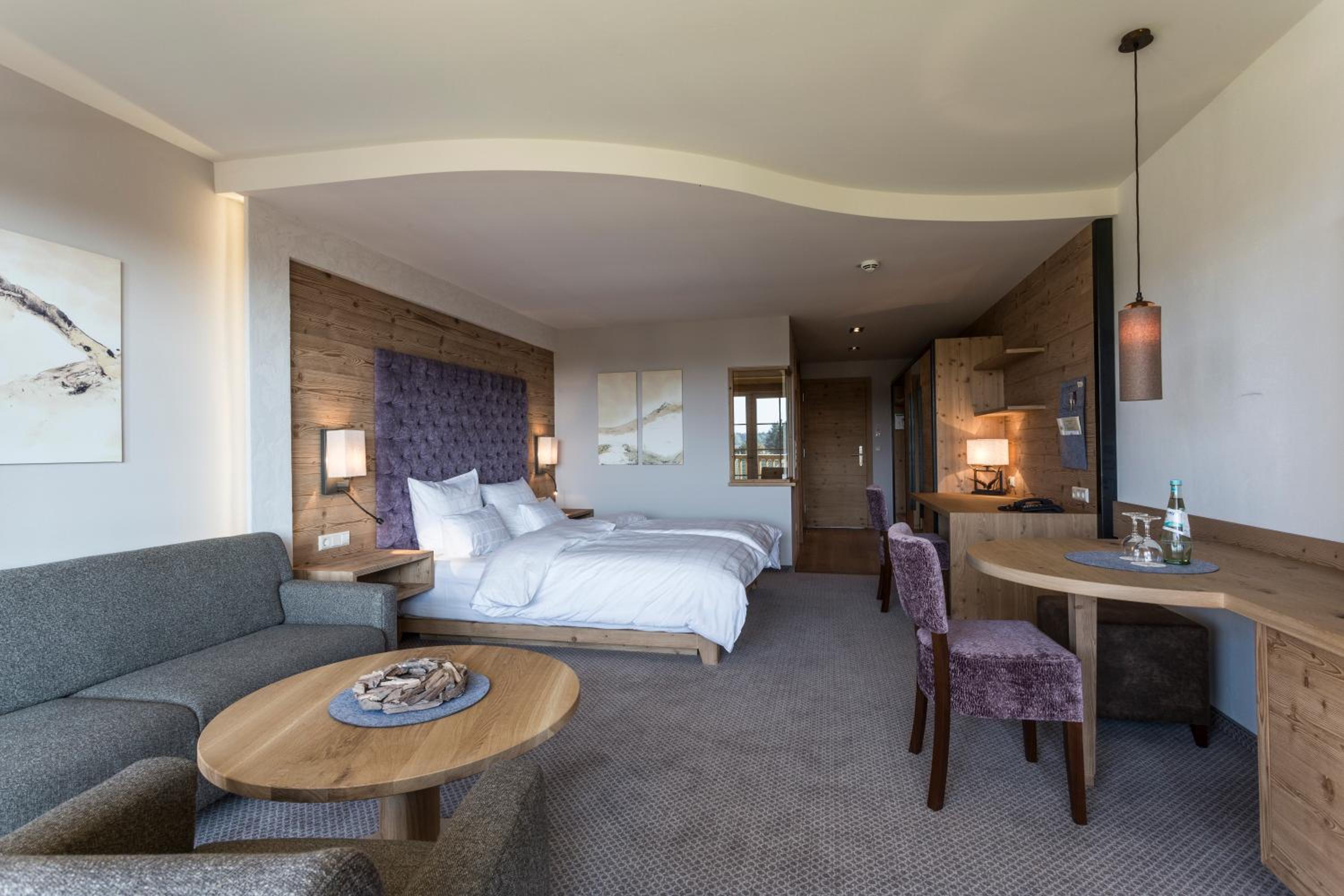 Junior Suite Superior with Balcony photo 3