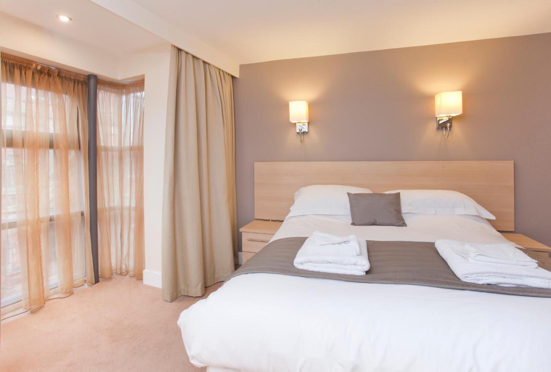 One Bedroom Apartment
