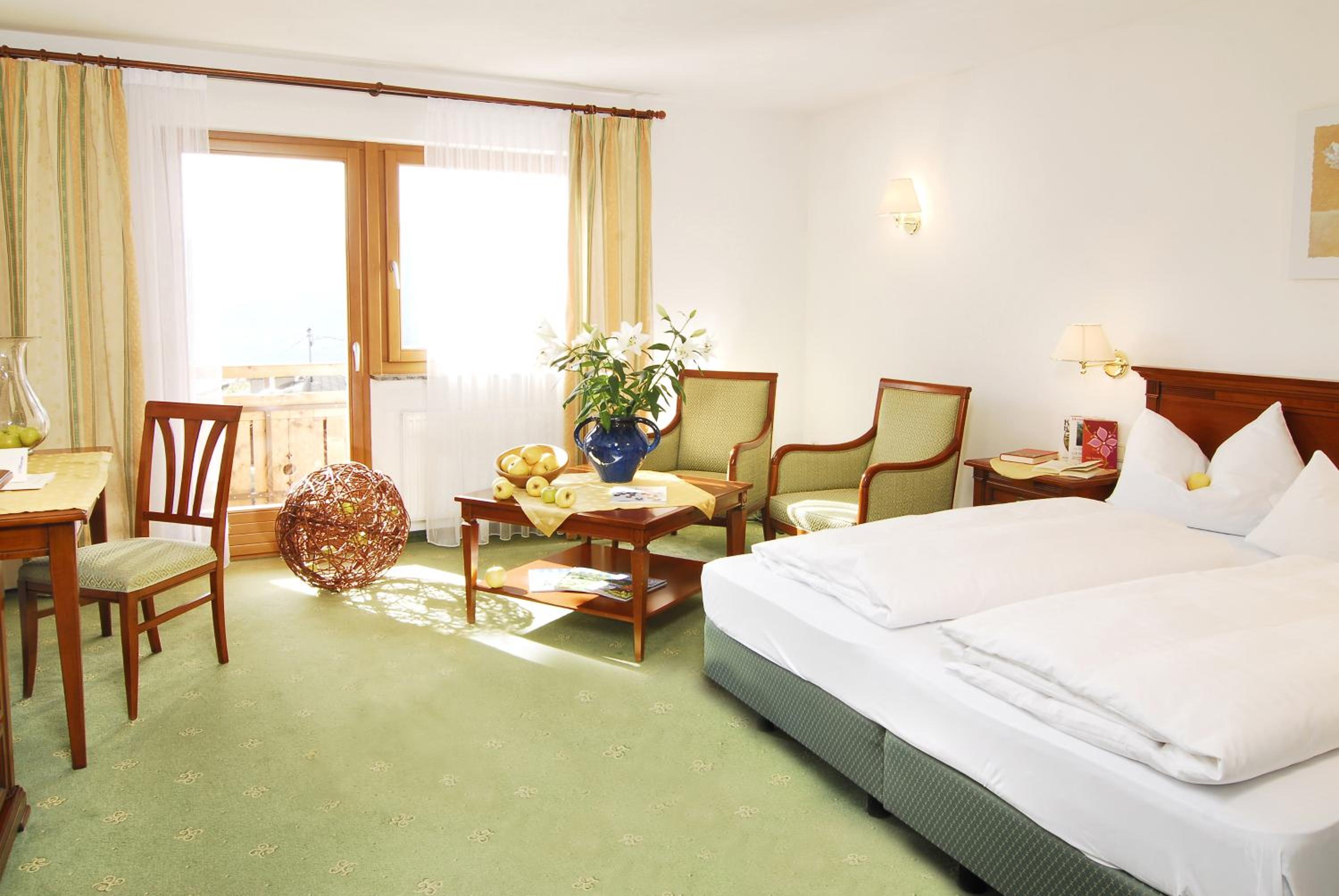 Superior Double Room with Garden View - Photo 3