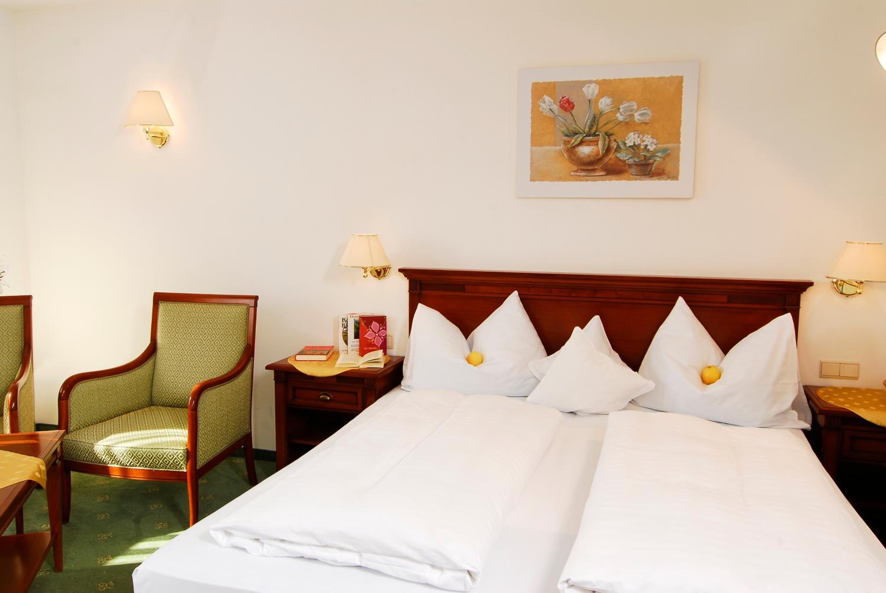 Superior Double Room with Garden View - Photo 4