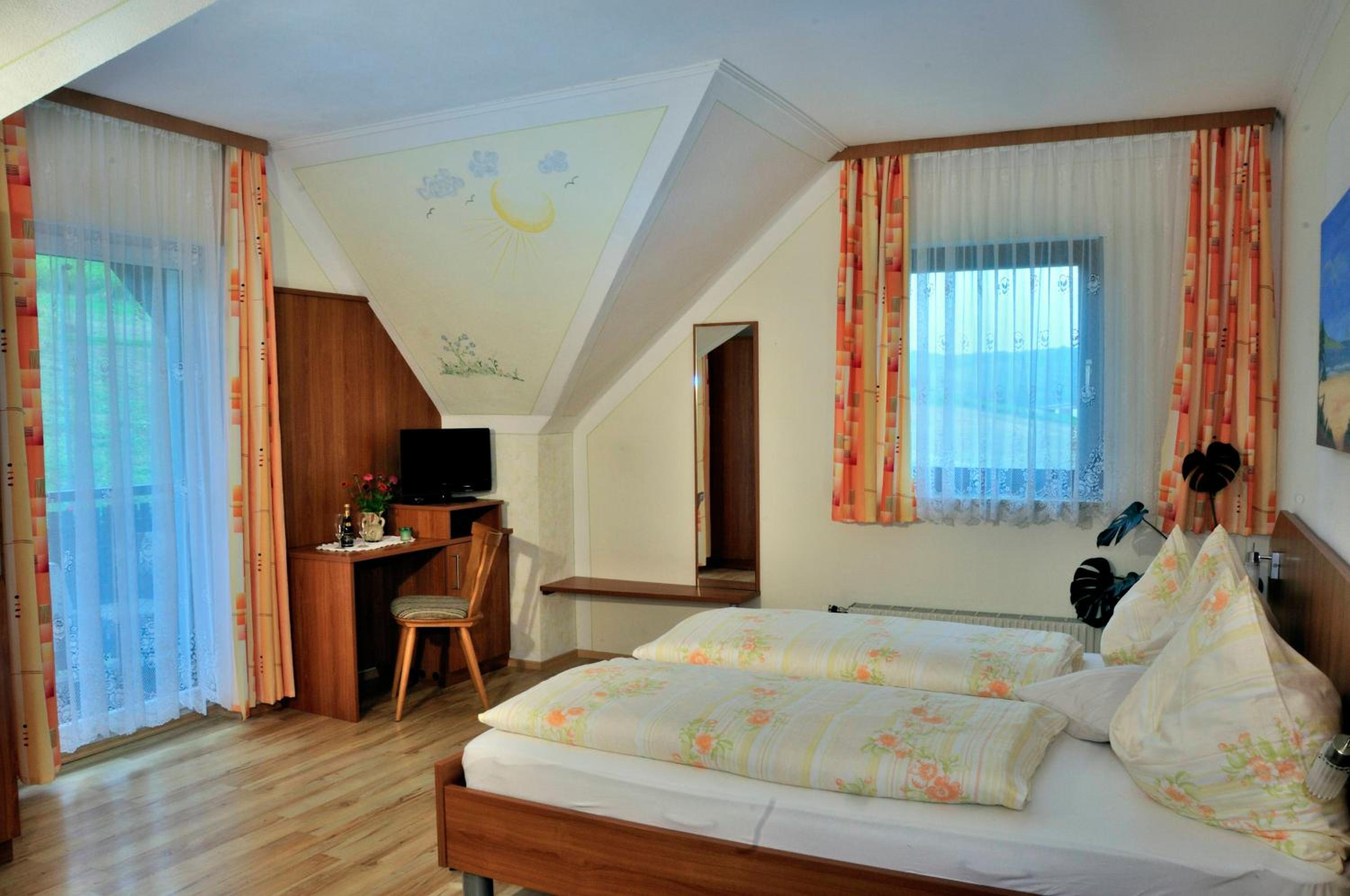 Double Room with Balcony photo 3