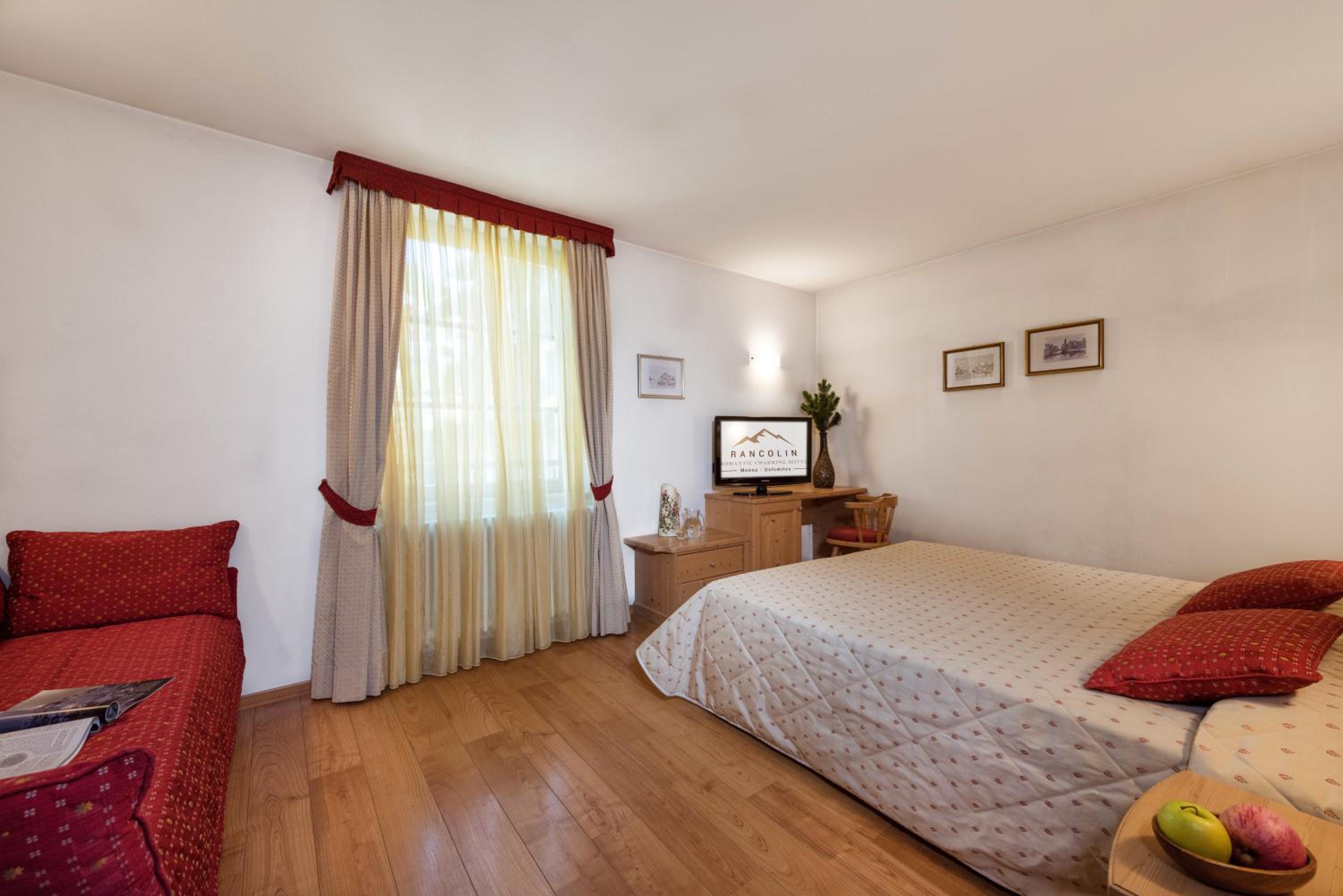 Standard Double Room photo 2