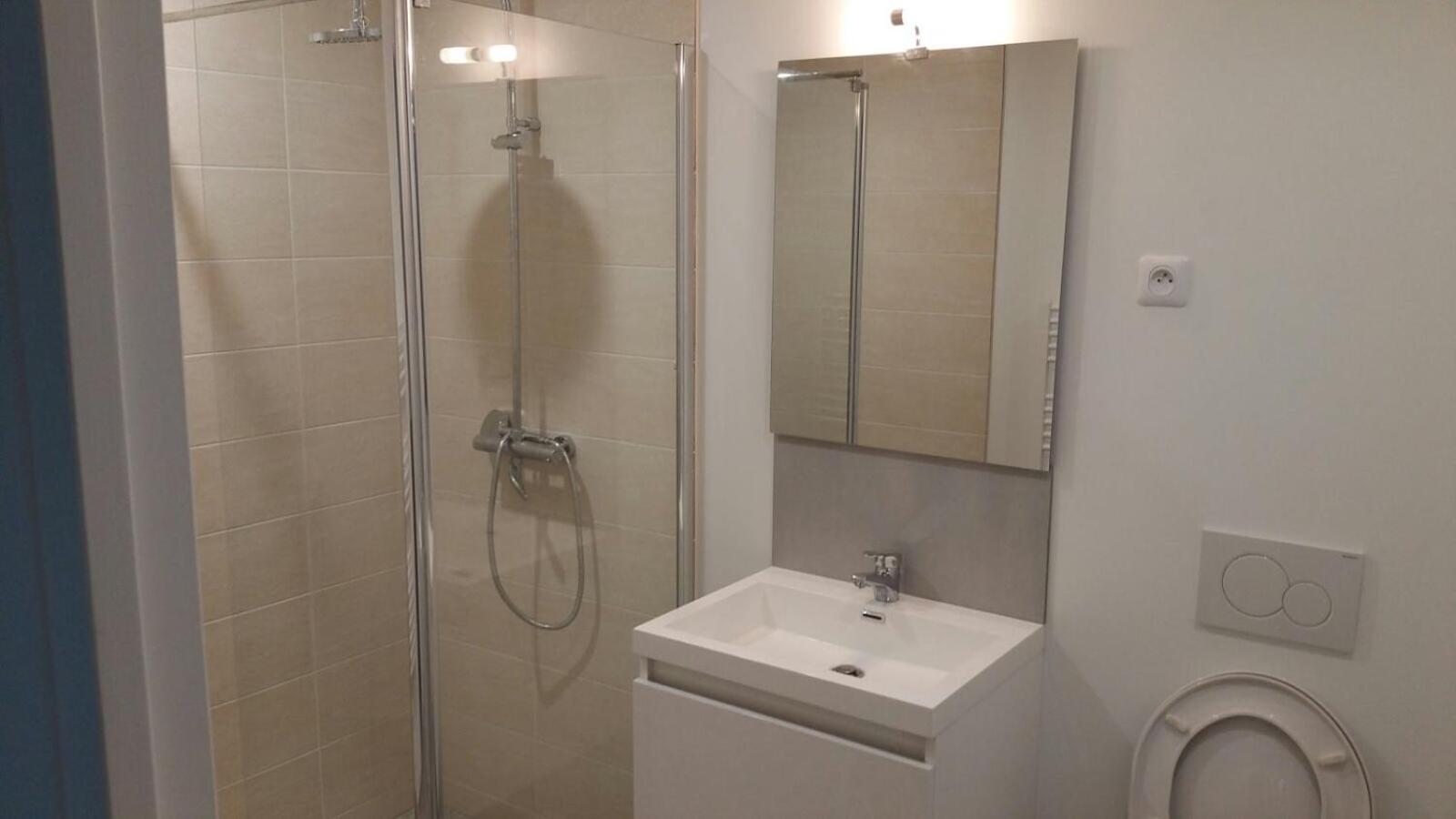 Apartment - Split Level - Photo 6