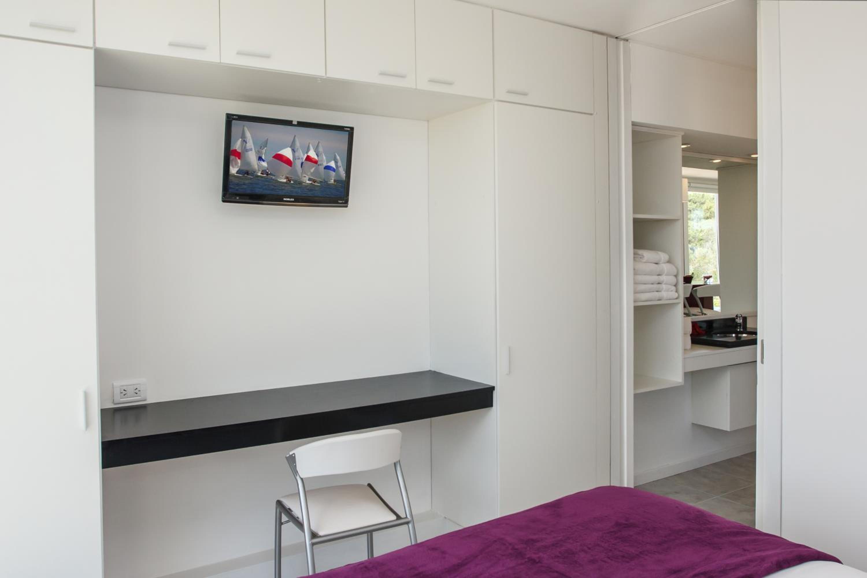 Family Room with Terrace photo 2