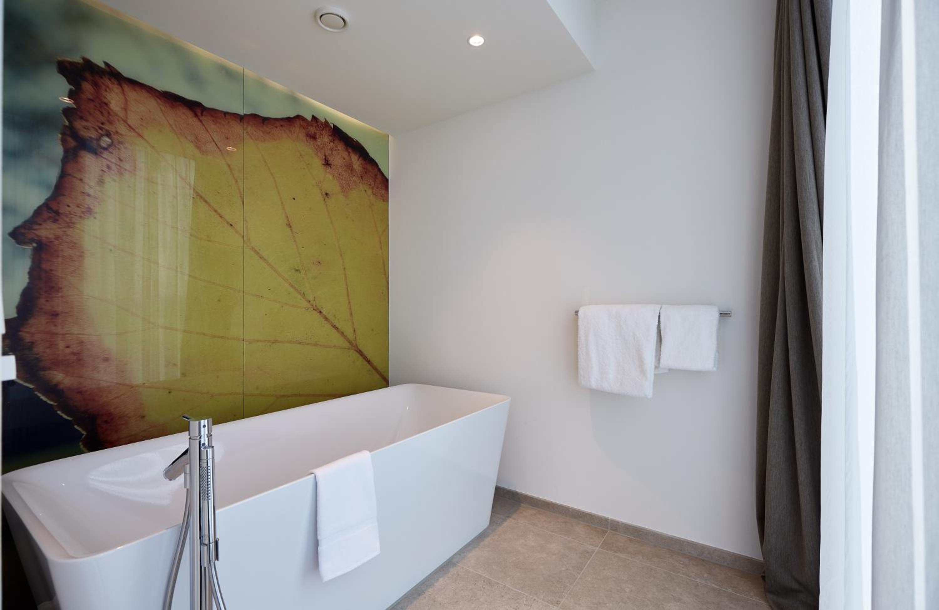 Suite - Photo 6