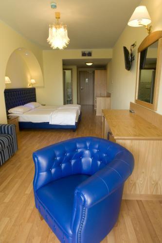 Superior Double Room with Balcony - Photo 2