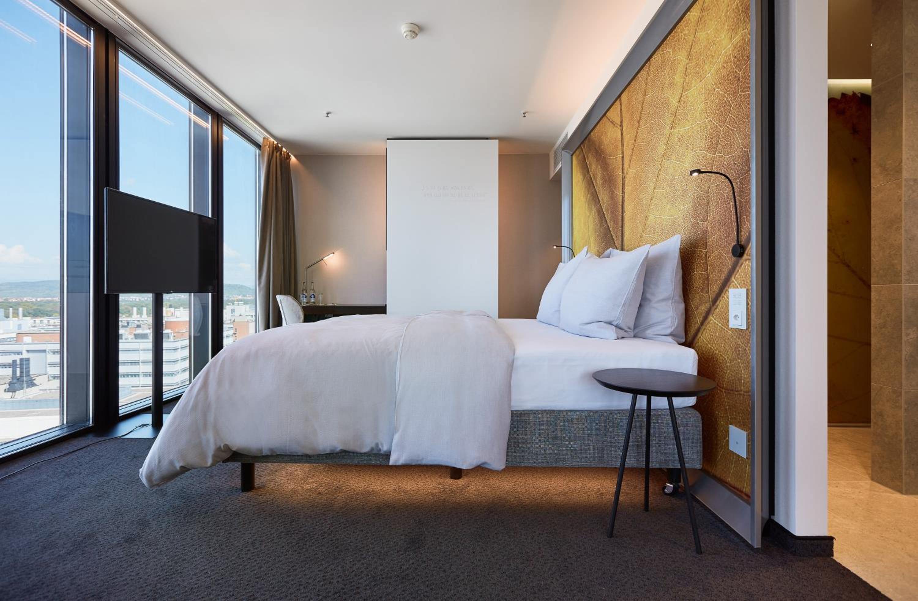 Comfort King Room - Photo 2