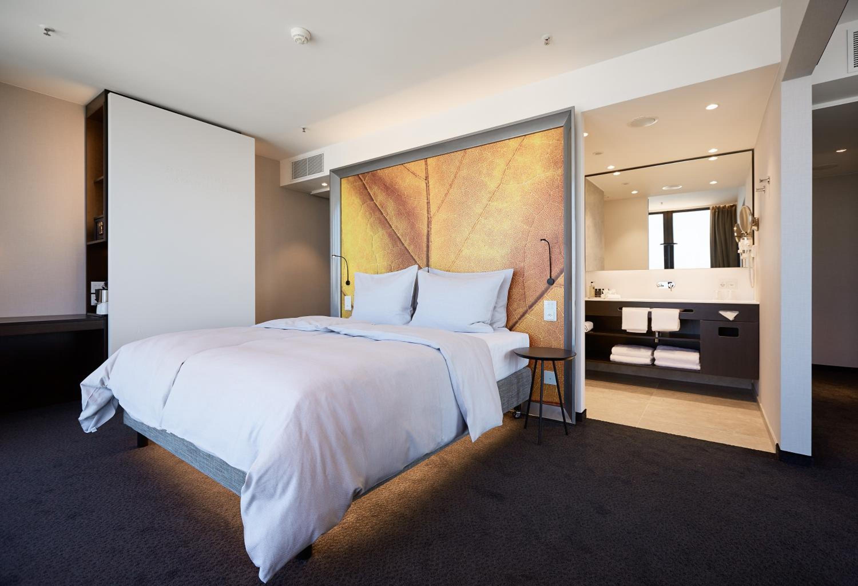 Business Room - Photo 6