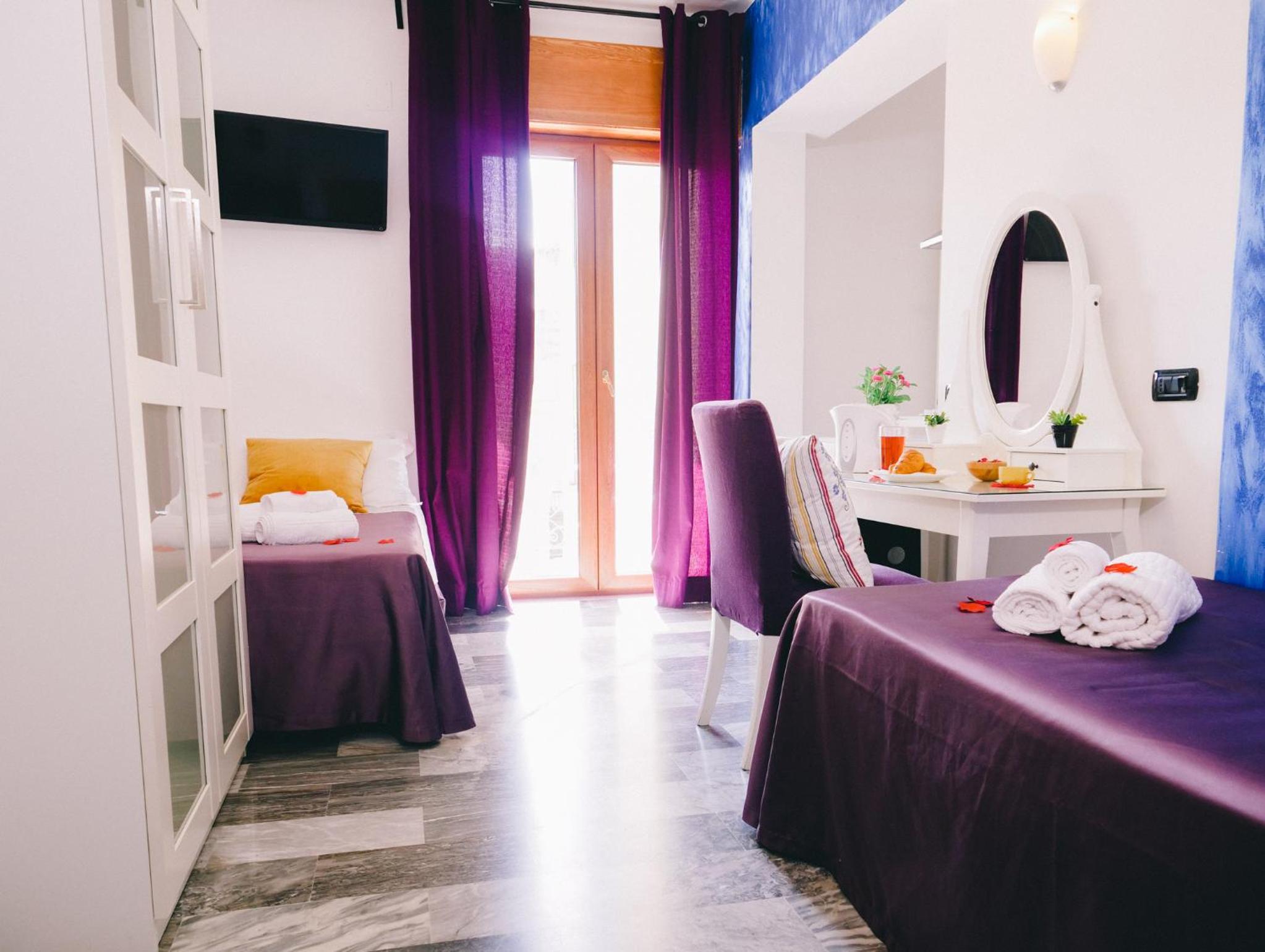 Double Or Twin Room With Balcony photo 3