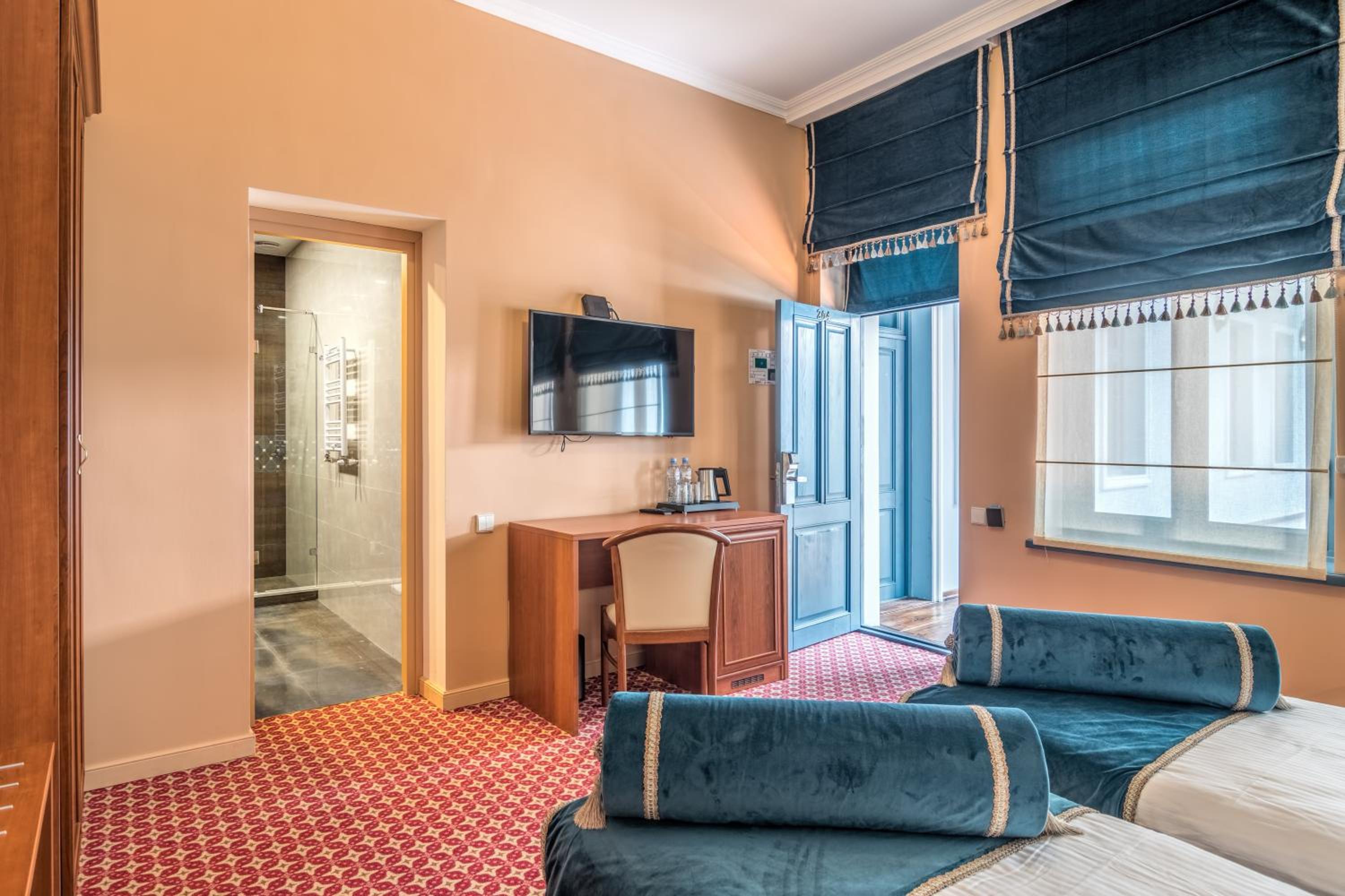 Standard Twin Room photo 3