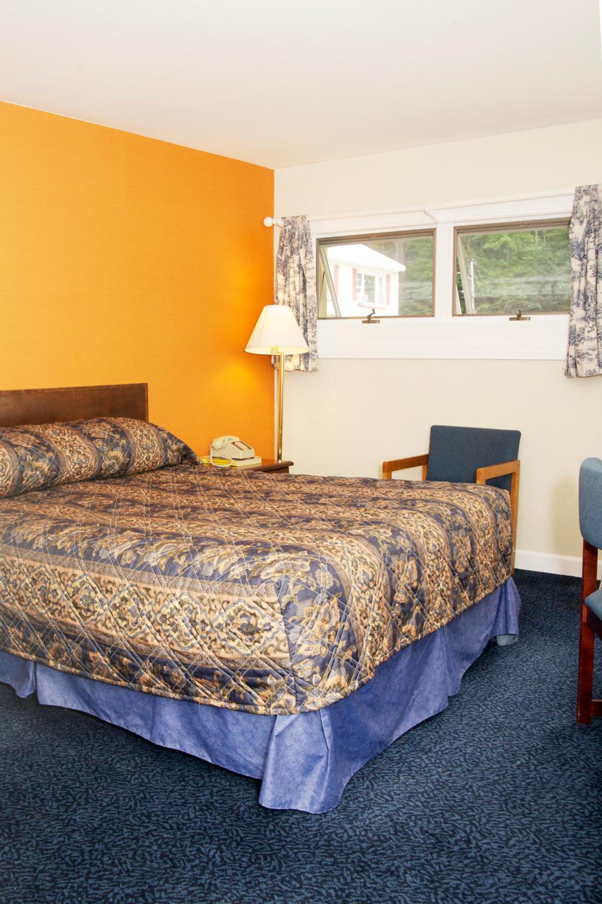 Queen Room - Photo 2
