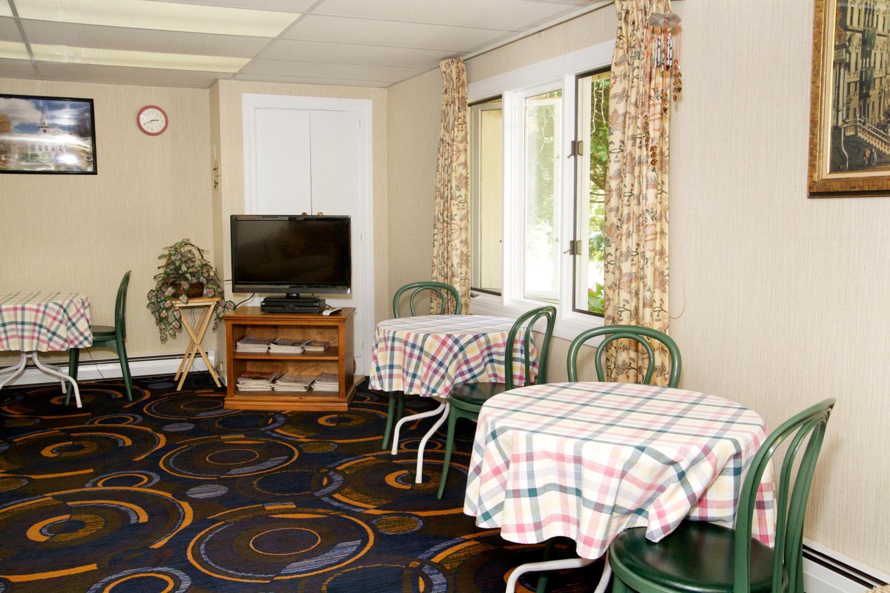 Queen Room - Photo 5