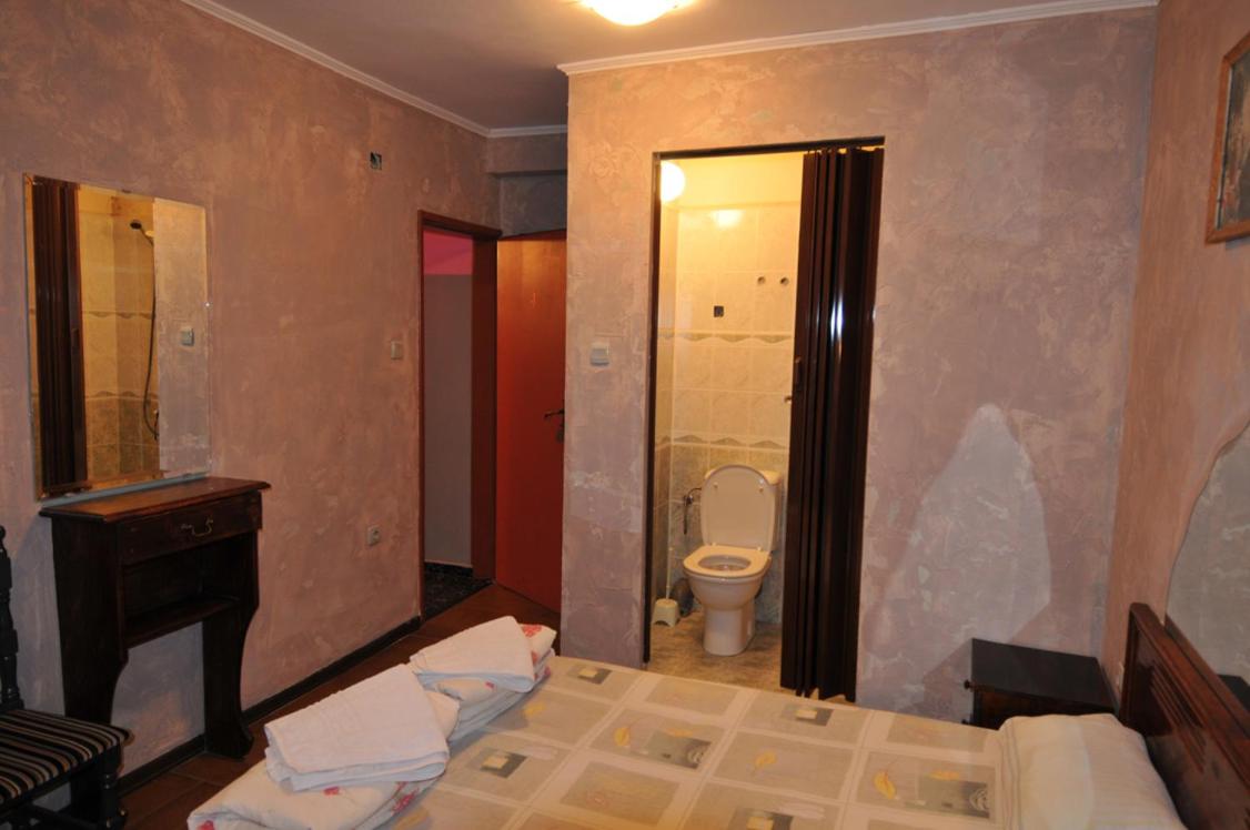 Double Room with Balcony photo 2