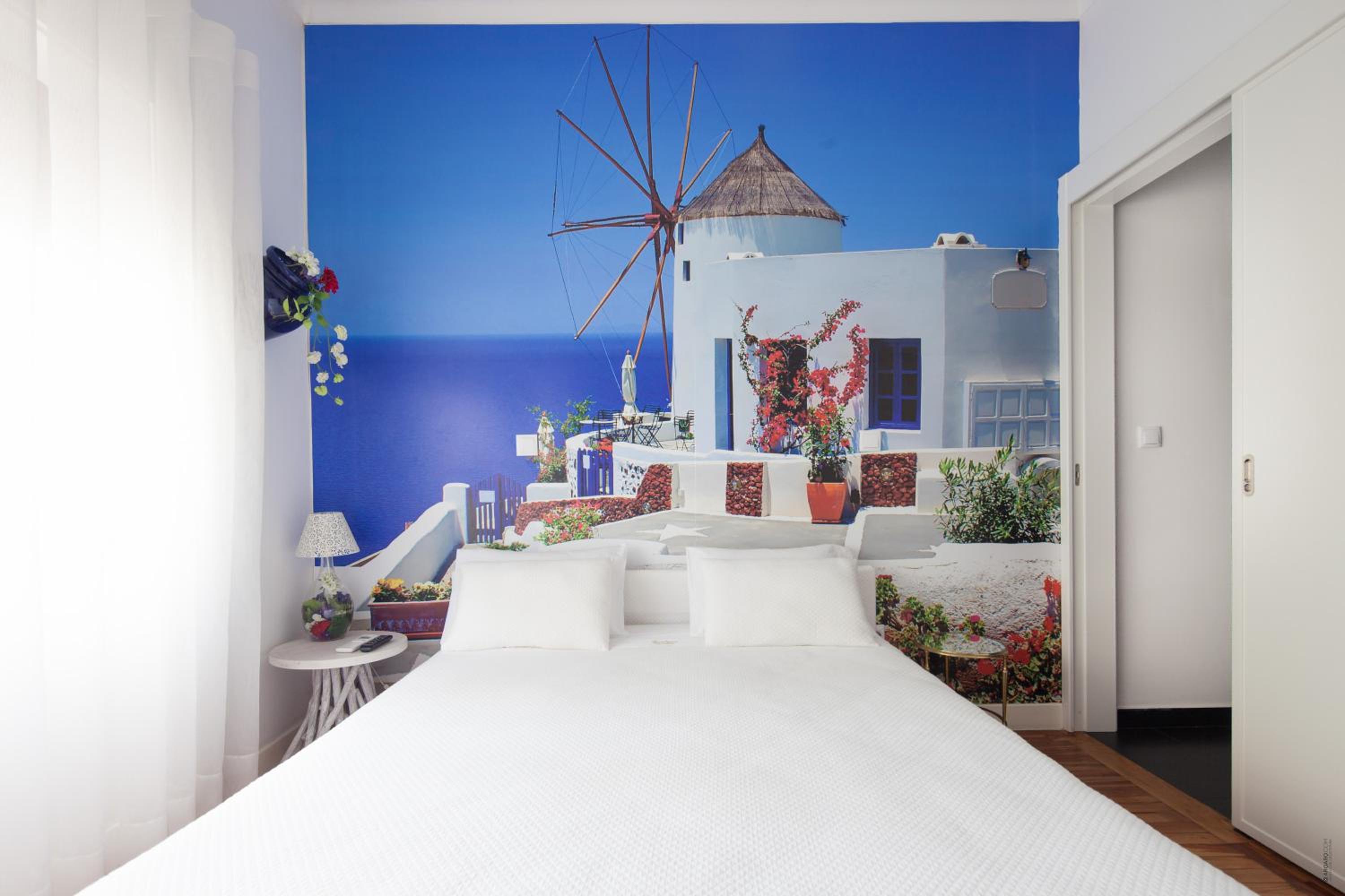 Deluxe Suite - Photo 8