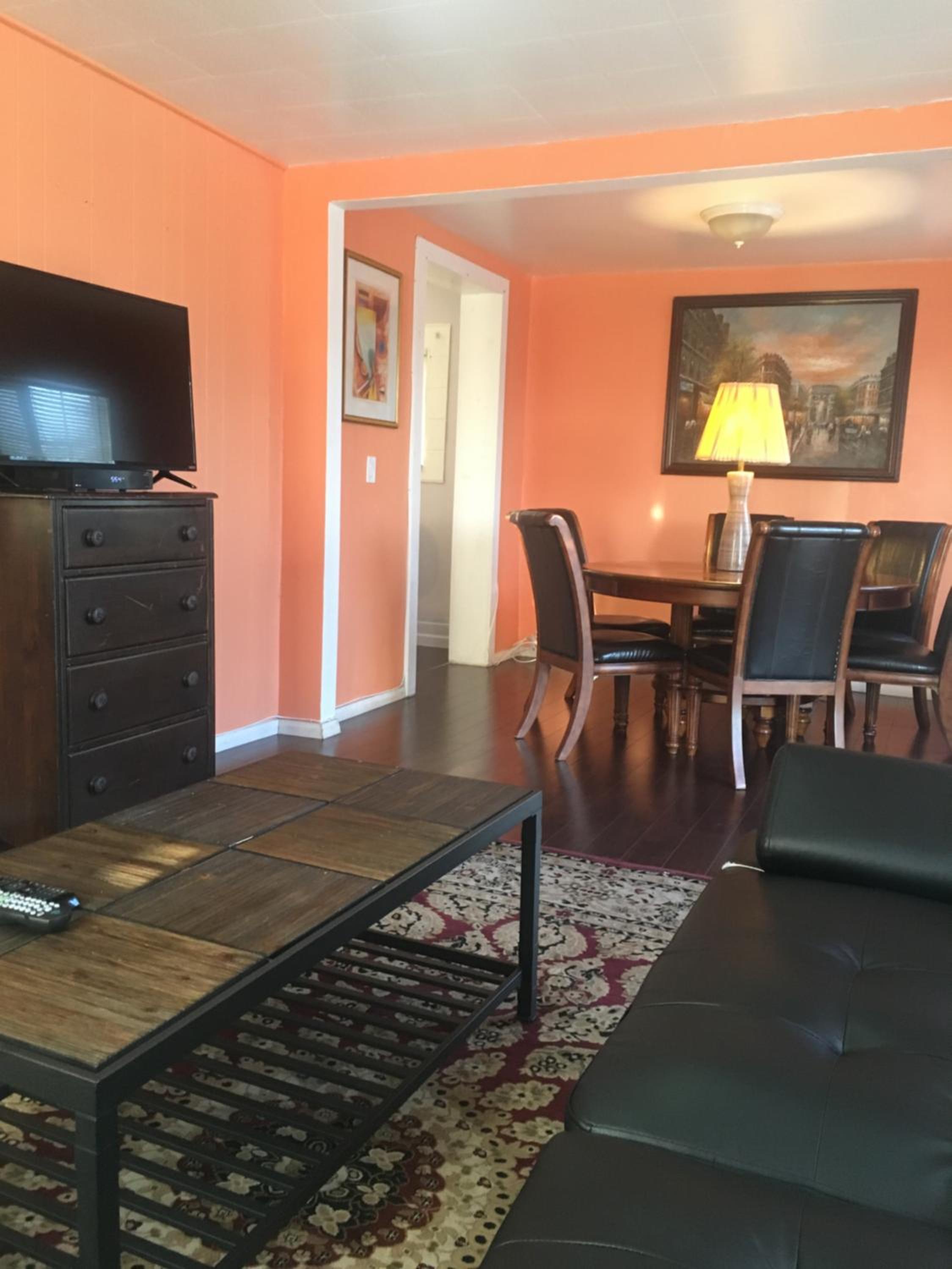 Three-Bedroom Apartment photo 1
