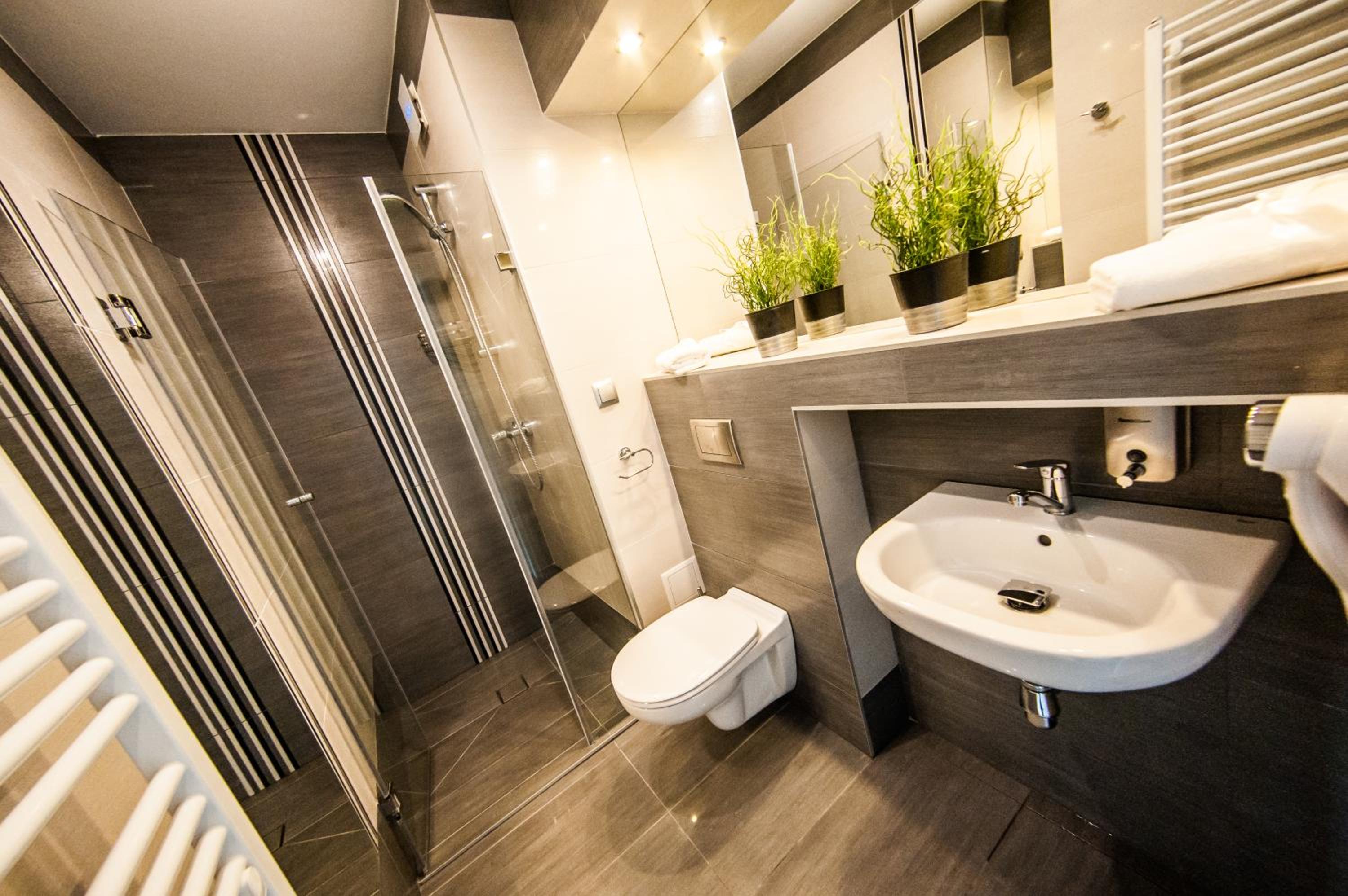 Standard Quadruple Room - Photo 3