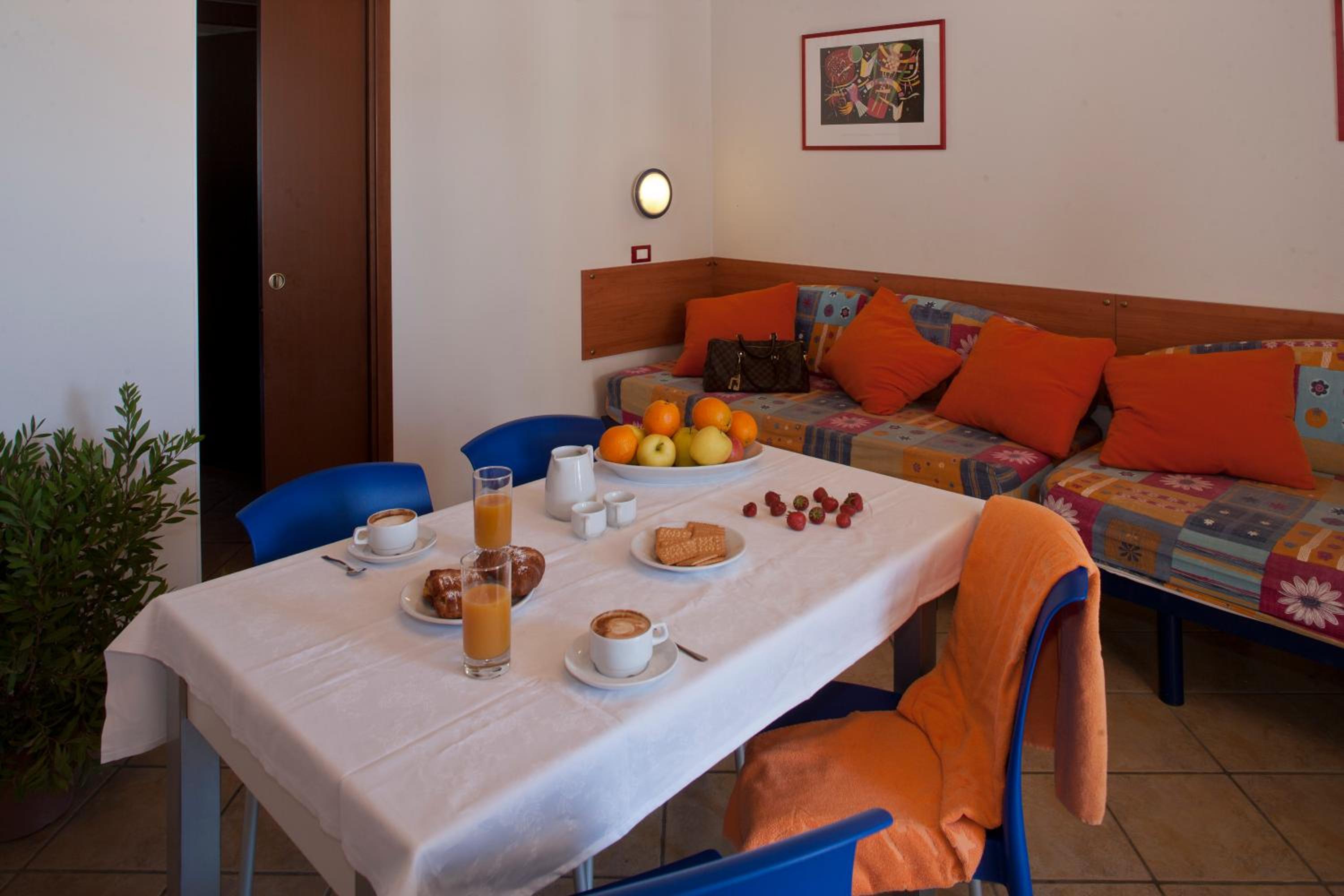 Two-Bedroom Suite (6 Adults)