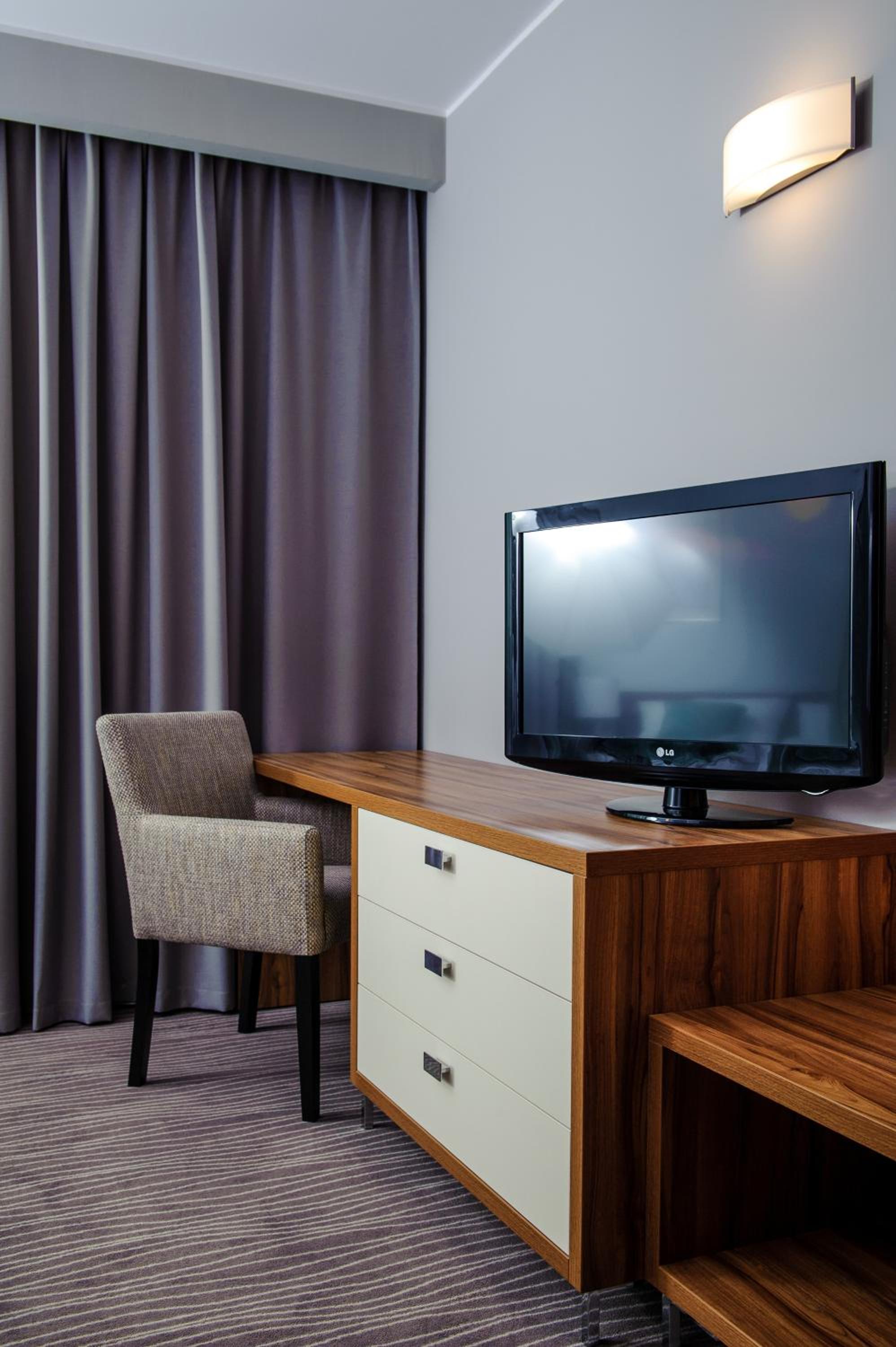 Standard King Room