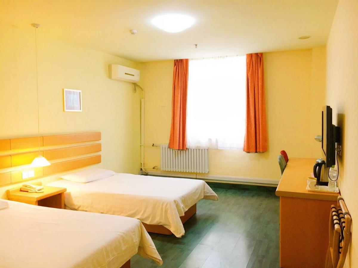 Standard Twin Room photo 2